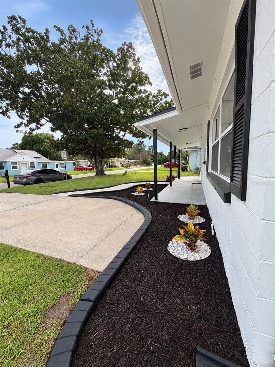 Single Family Residence at 1805 VERONA ST, KISSIMMEE, photo 3 of 24