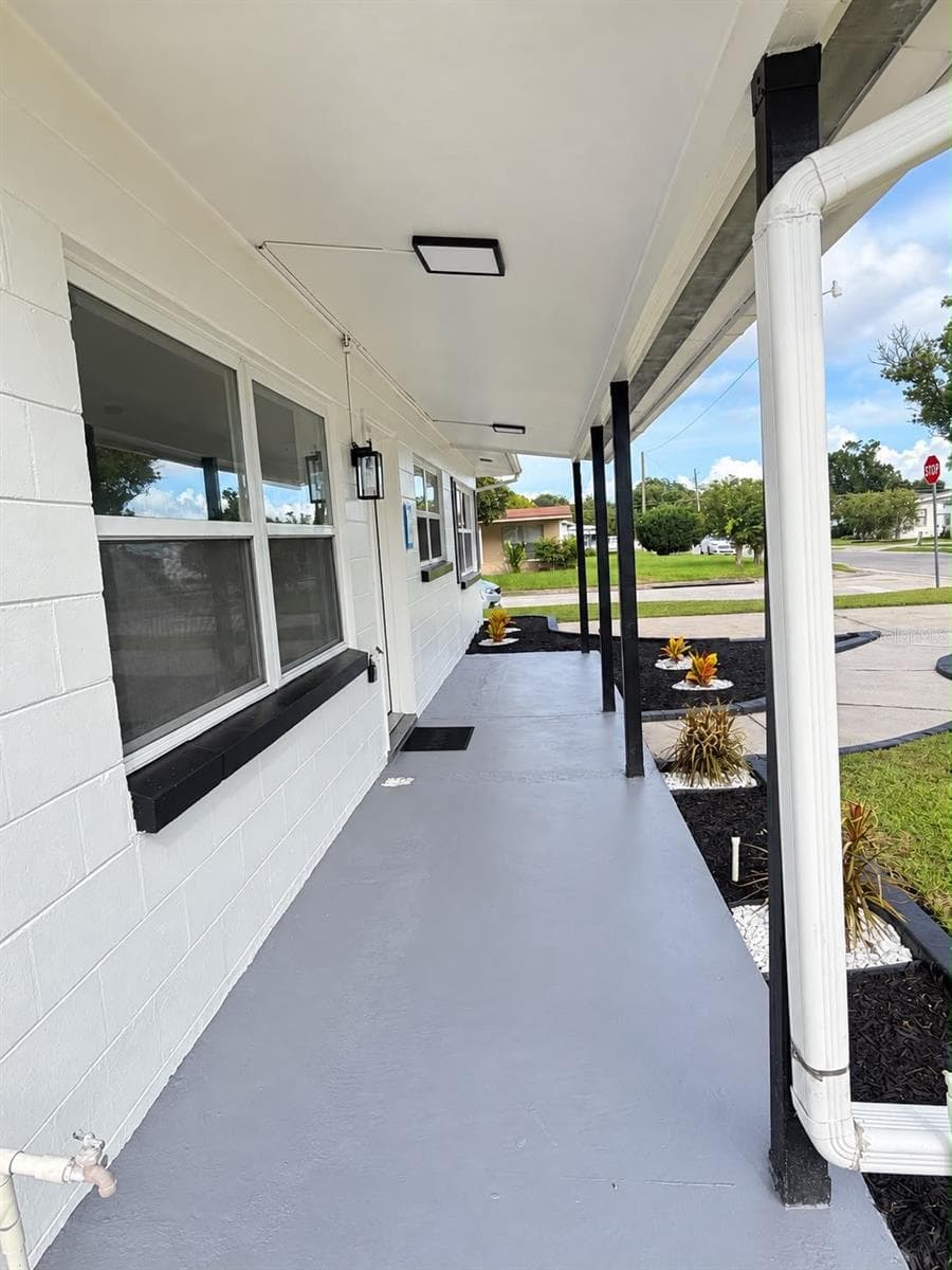 Single Family Residence at 1805 VERONA ST, KISSIMMEE, photo 5 of 24