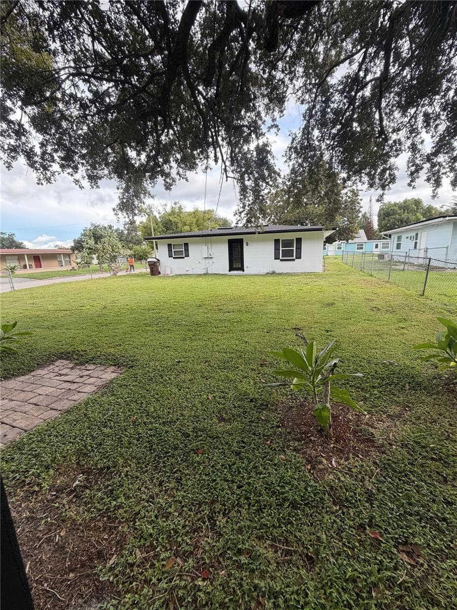 Single Family Residence at 1805 VERONA ST, KISSIMMEE, photo 23 of 24