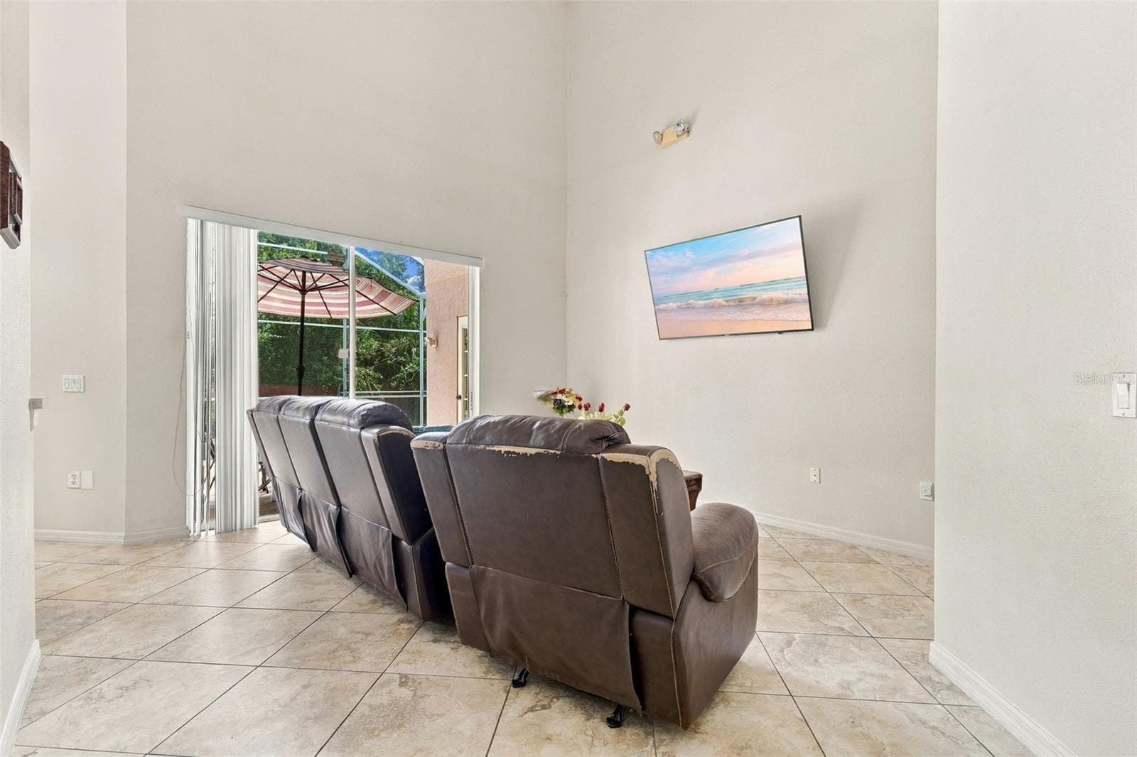 Single Family Residence at 1158 LIBERTY HALL DR, KISSIMMEE, photo 6 of 42