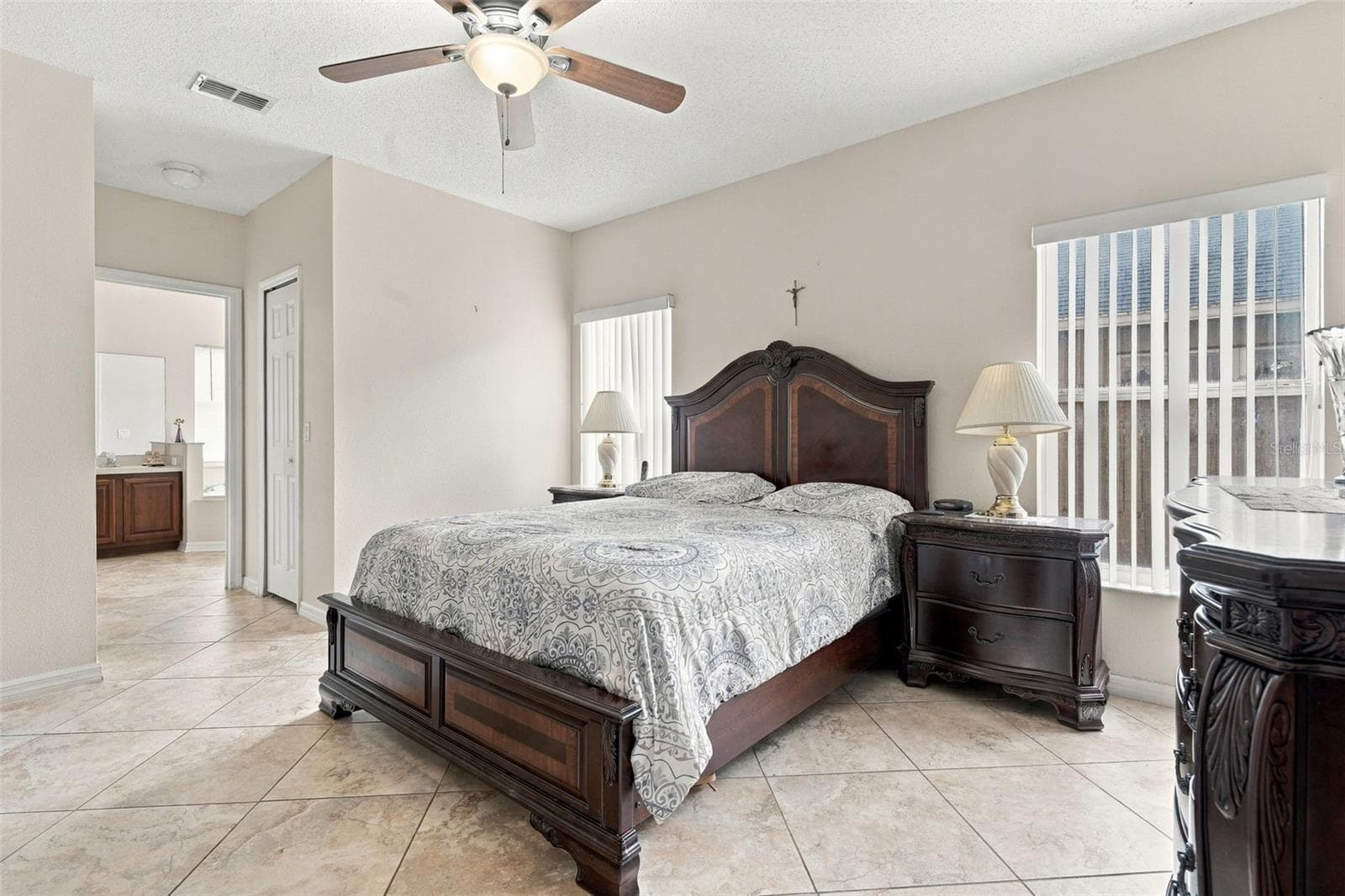 Single Family Residence at 1158 LIBERTY HALL DR, KISSIMMEE, photo 13 of 42