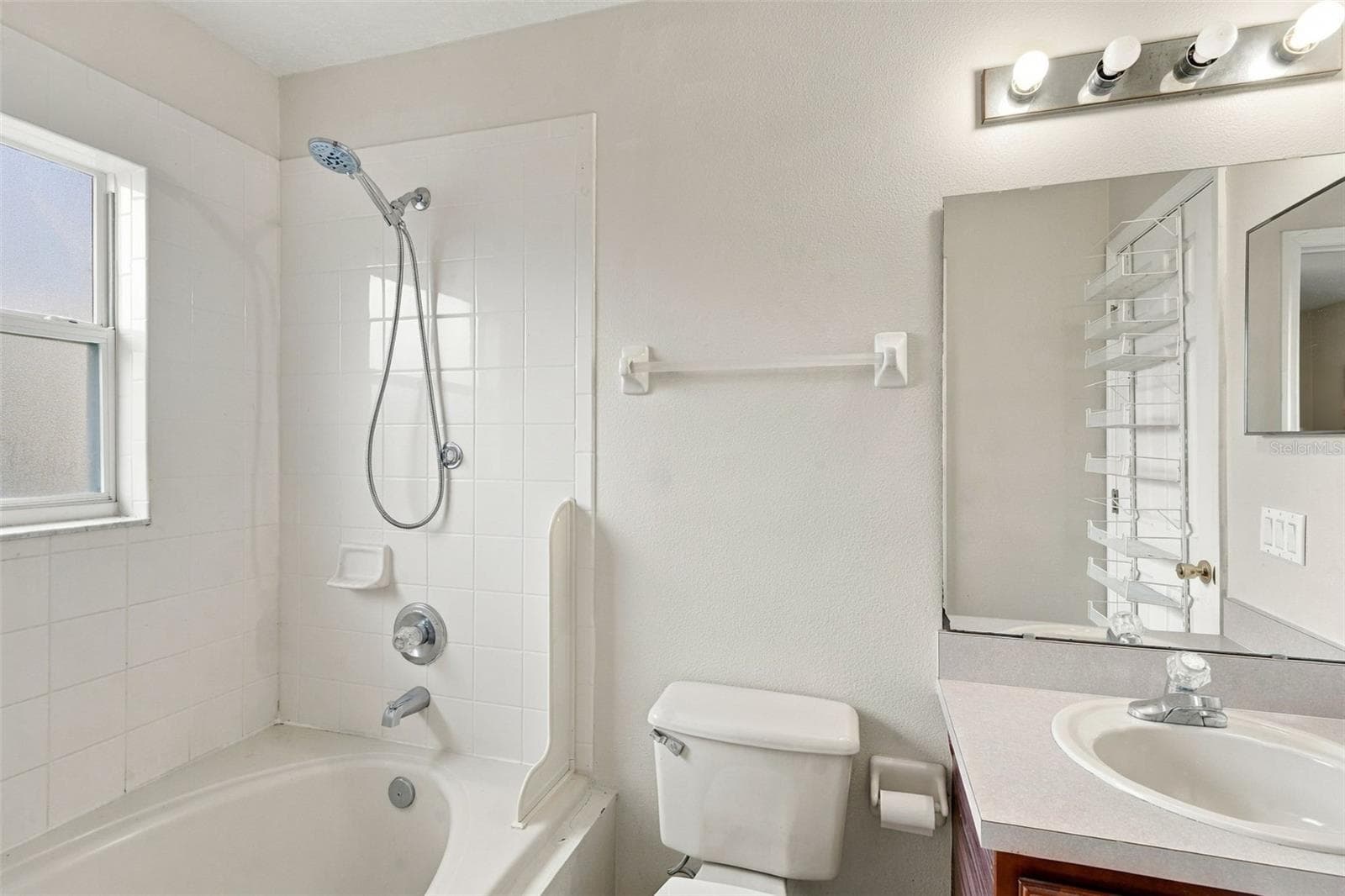 Single Family Residence at 1158 LIBERTY HALL DR, KISSIMMEE, photo 25 of 42