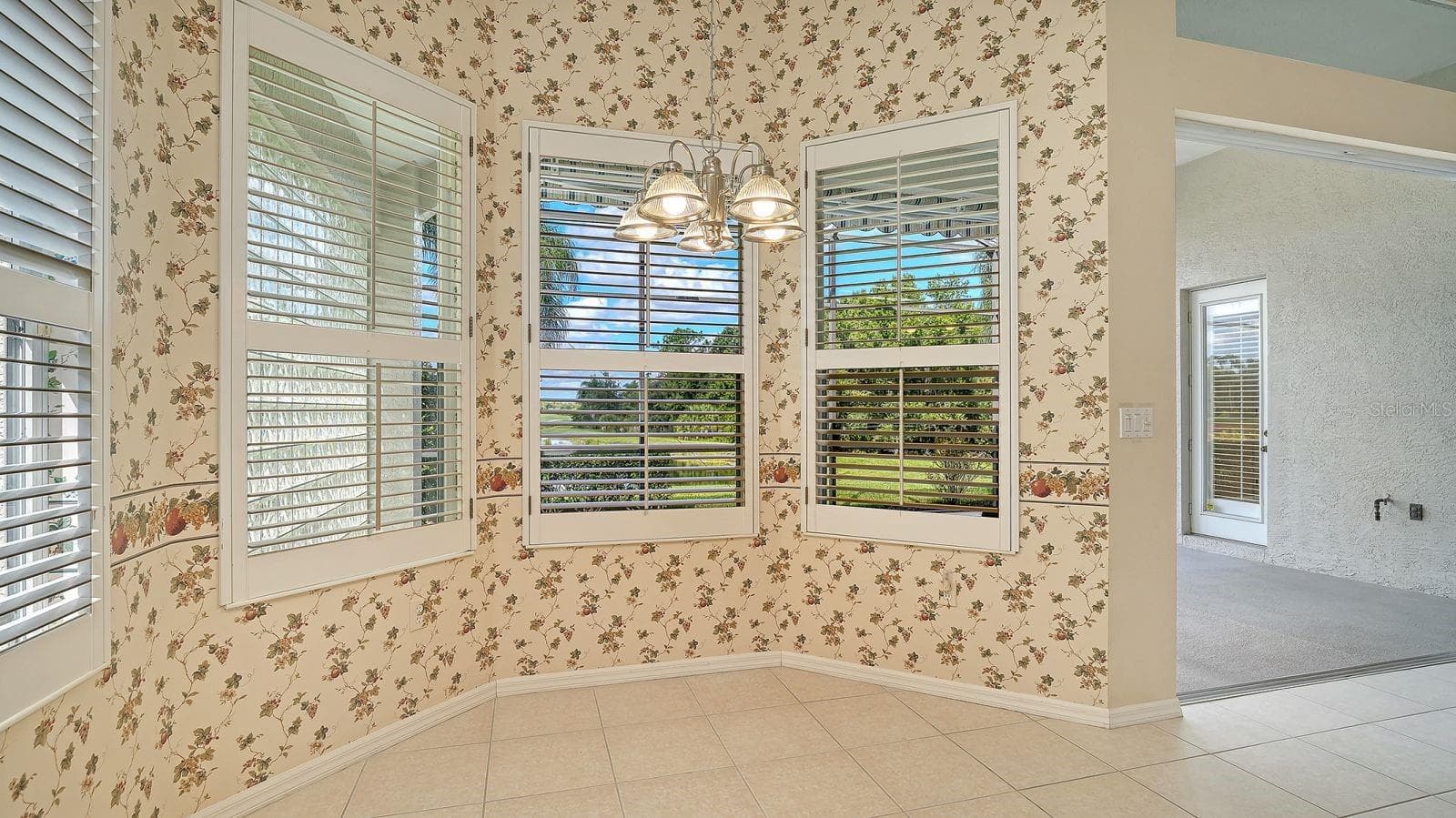 Single Family Residence at 6734 PEBBLE BEACH WAY, LAKEWOOD RANCH, photo 15 of 51