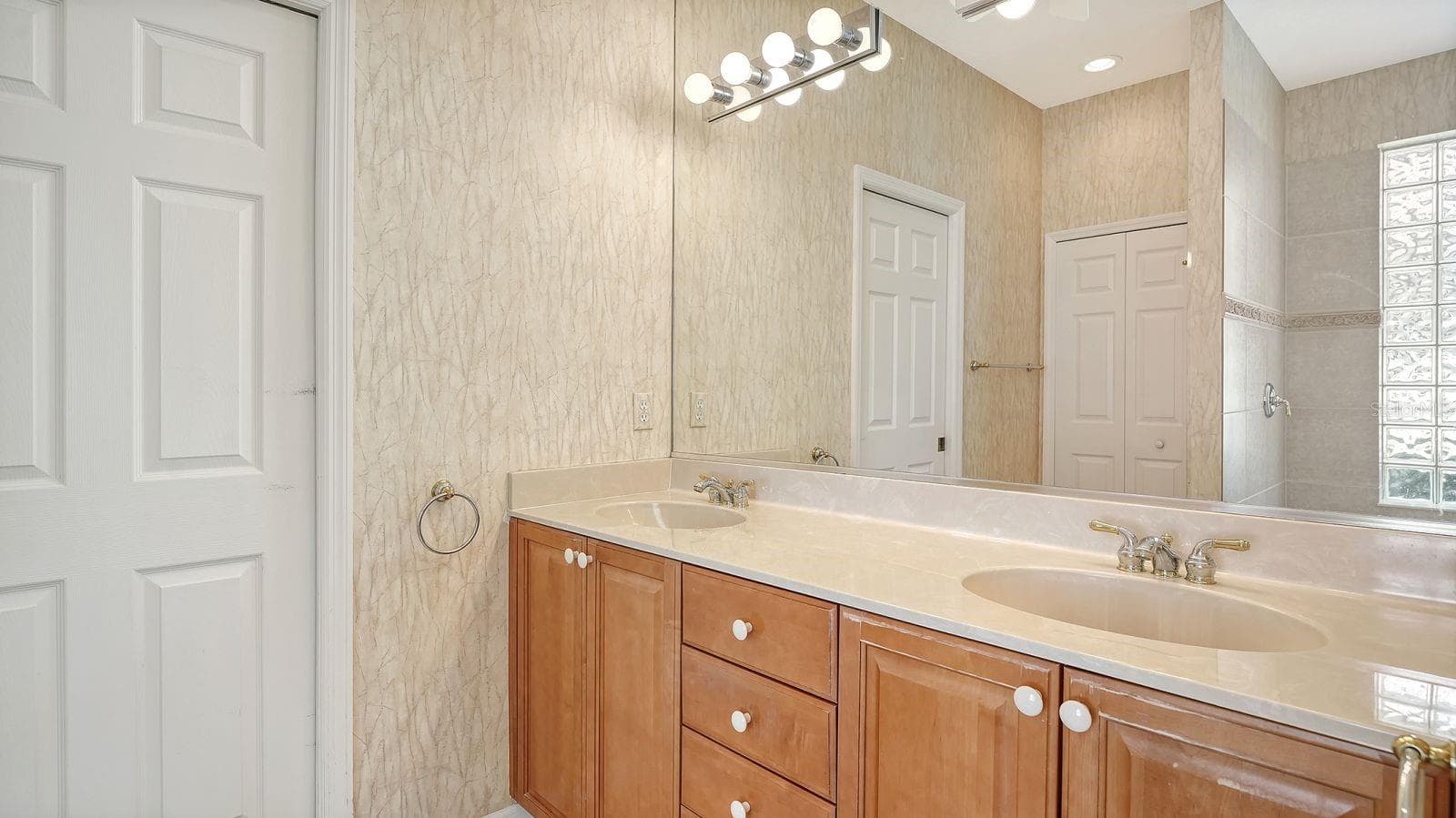 Single Family Residence at 6734 PEBBLE BEACH WAY, LAKEWOOD RANCH, photo 25 of 51