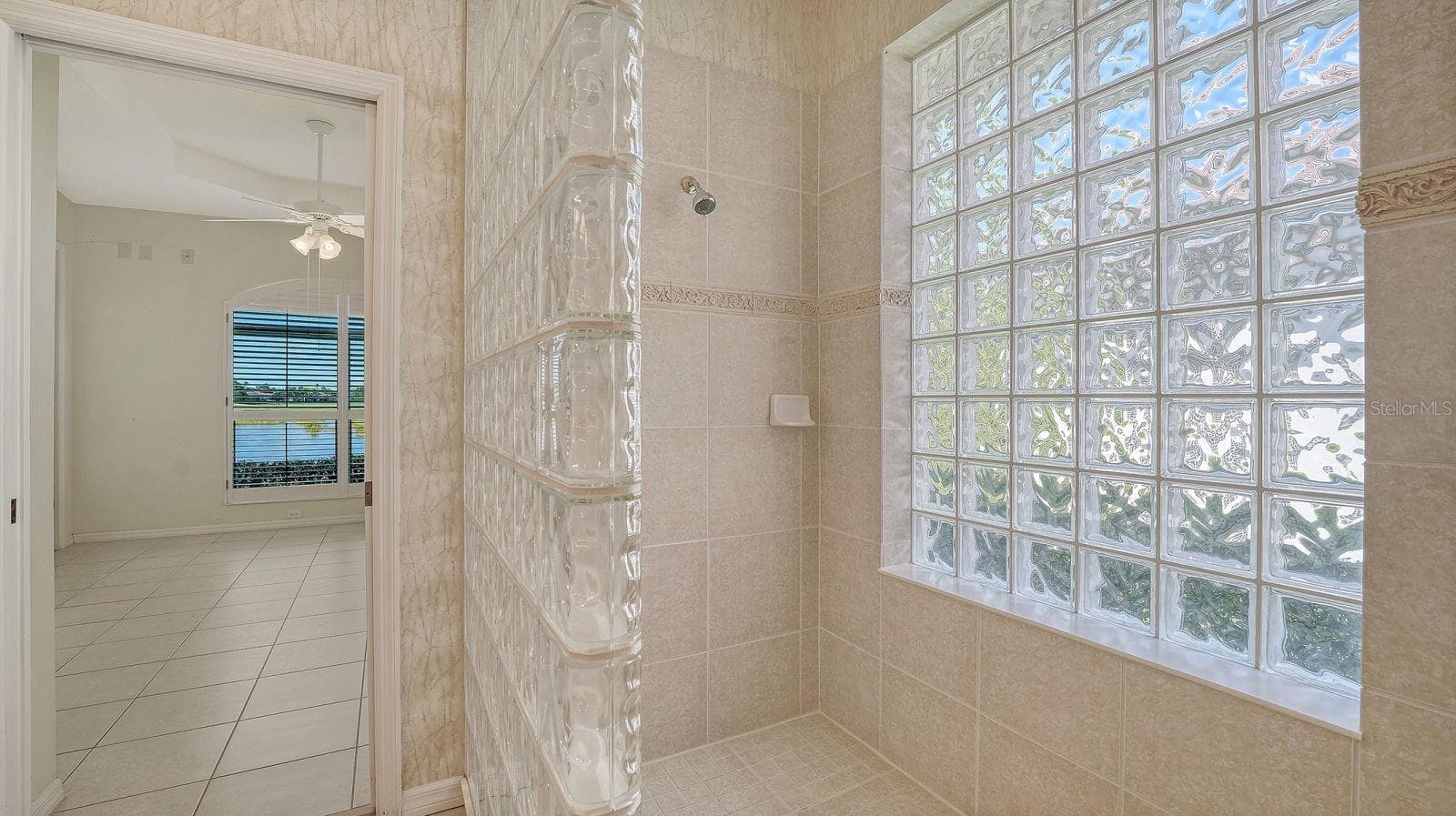 Single Family Residence at 6734 PEBBLE BEACH WAY, LAKEWOOD RANCH, photo 27 of 51
