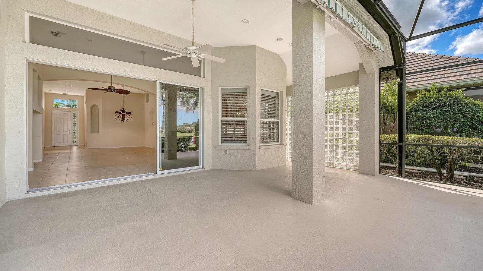 Single Family Residence at 6734 PEBBLE BEACH WAY, LAKEWOOD RANCH, photo 33 of 51