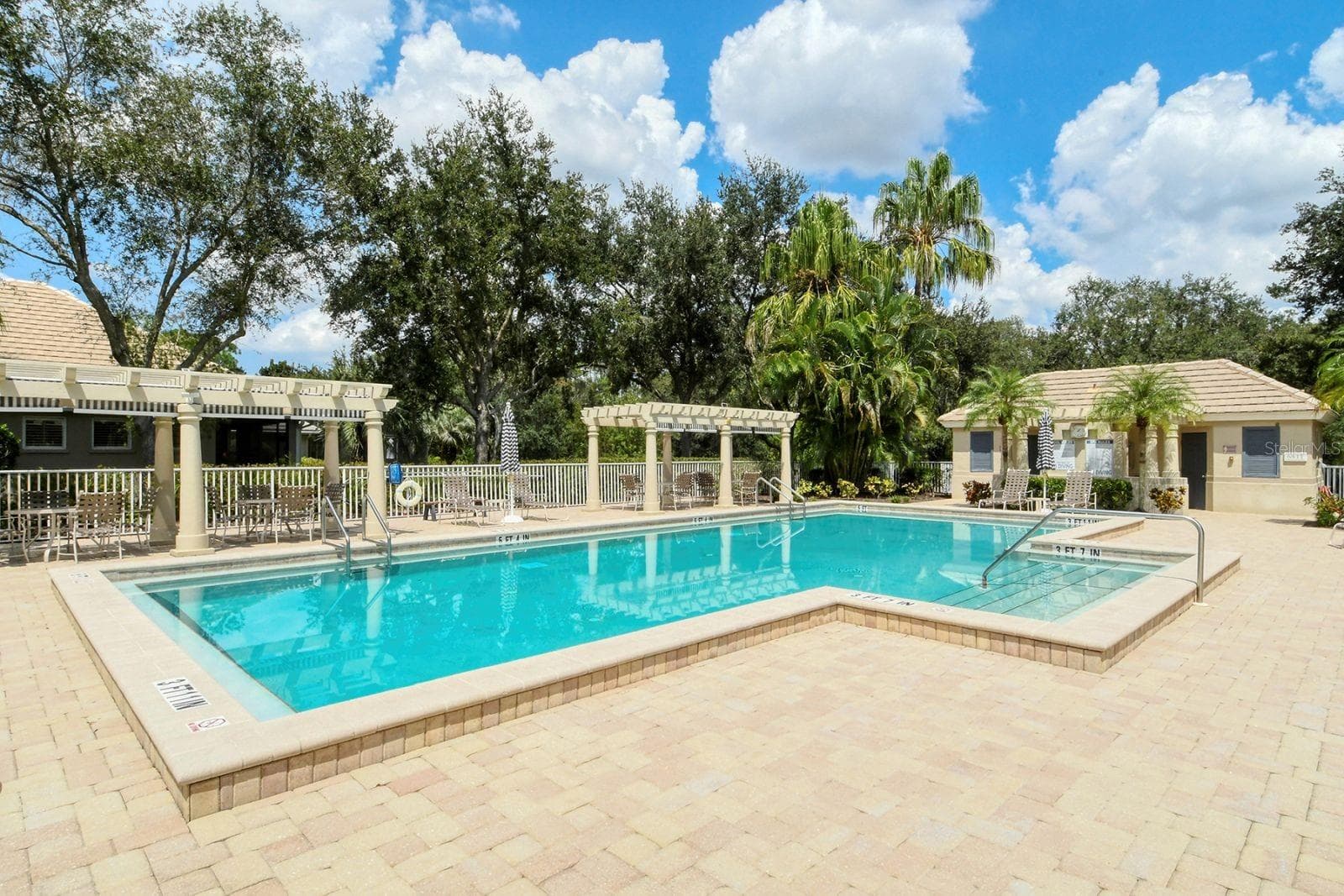 Single Family Residence at 6734 PEBBLE BEACH WAY, LAKEWOOD RANCH, photo 41 of 51