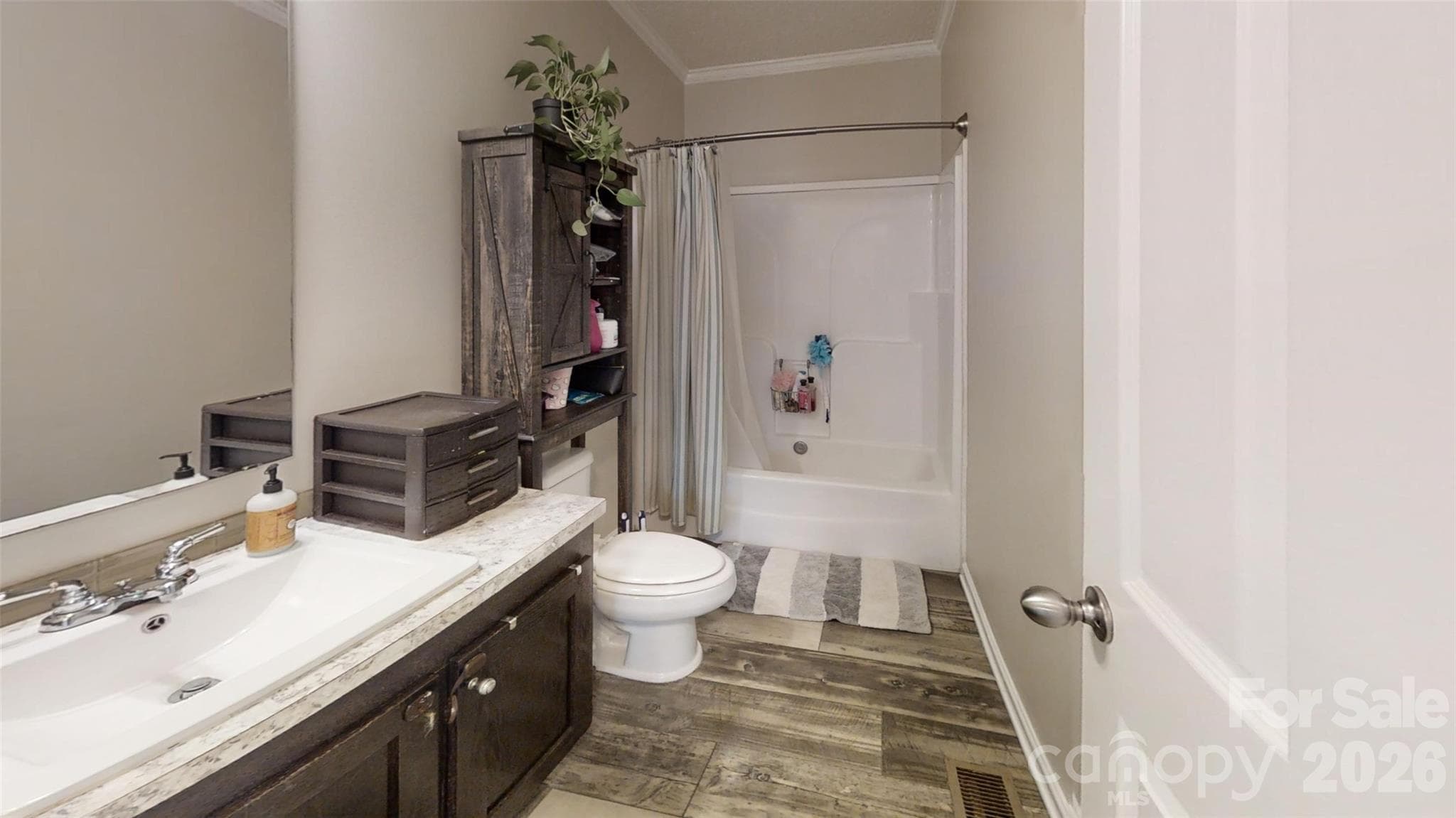 Single Family Residence at 1274 Crandell Drive, Crouse, photo 17 of 19