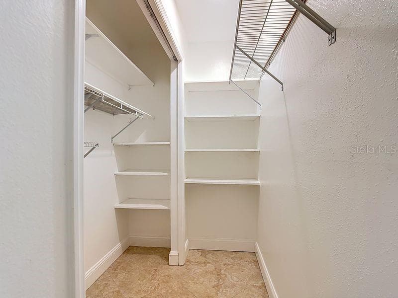 In-Law Suite Closet - 1508 JENNI LEE CT, KISSIMMEE