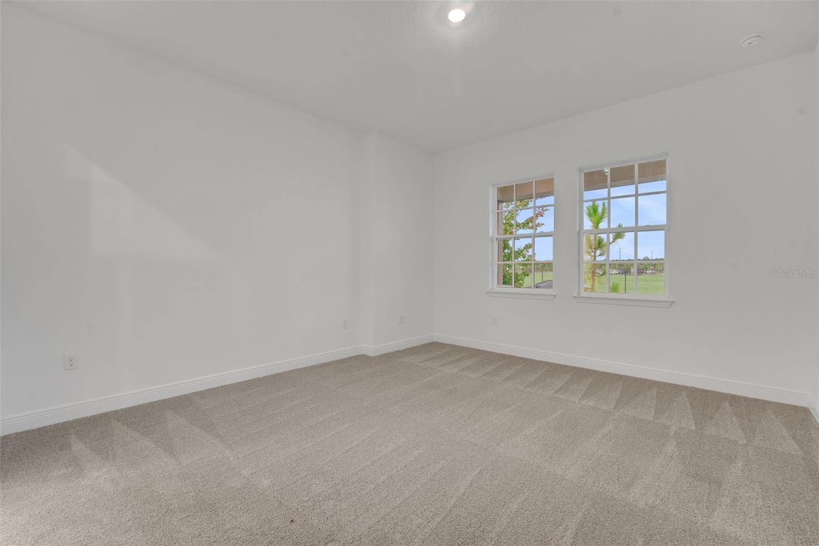 Single Family Residence at 9614 RODBELL ST, ORLANDO, photo 10 of 65