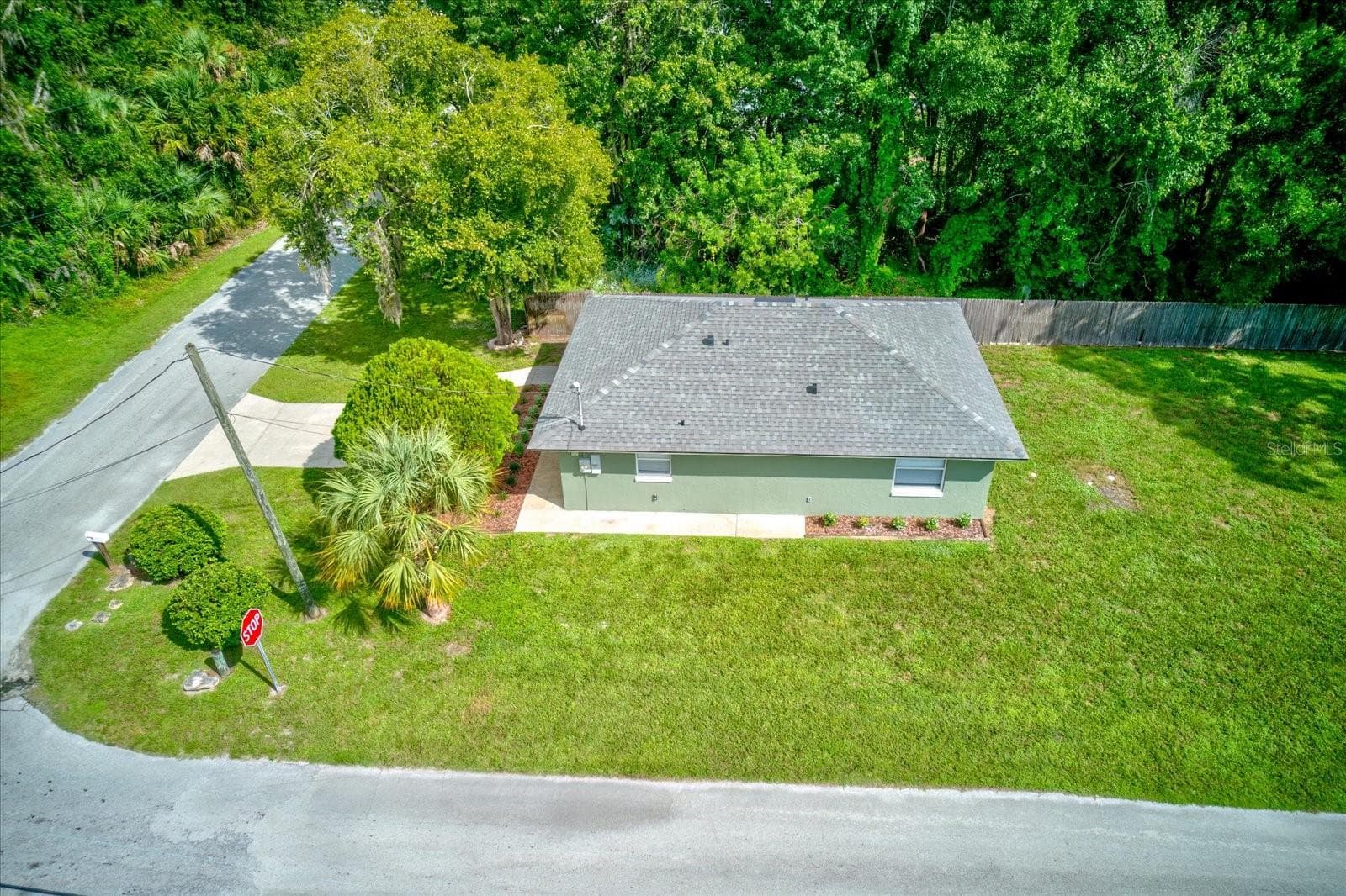 Single Family Residence at 219 CUMMINGS ST, OAK HILL, photo 5 of 35