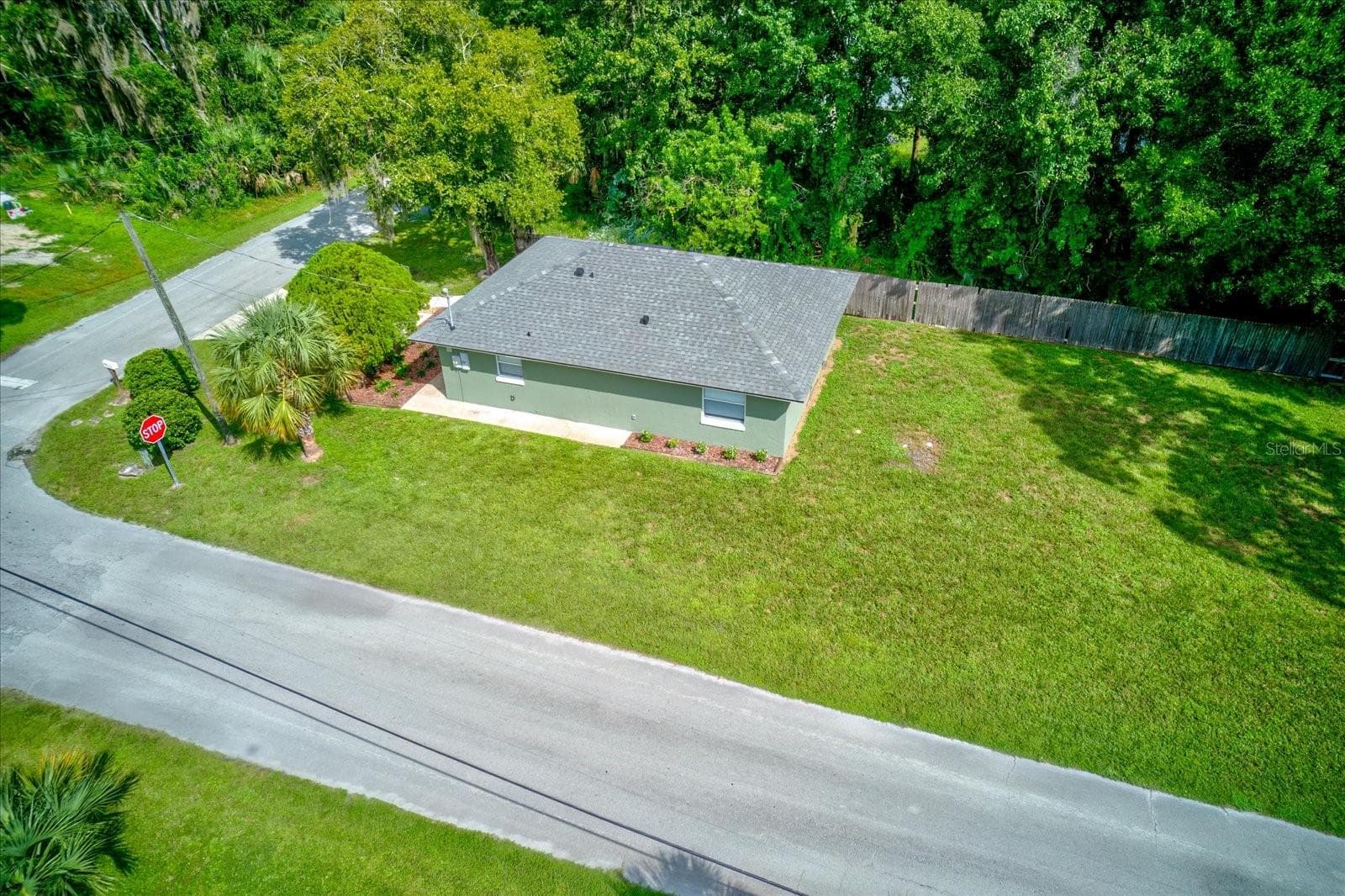 Single Family Residence at 219 CUMMINGS ST, OAK HILL, photo 6 of 35