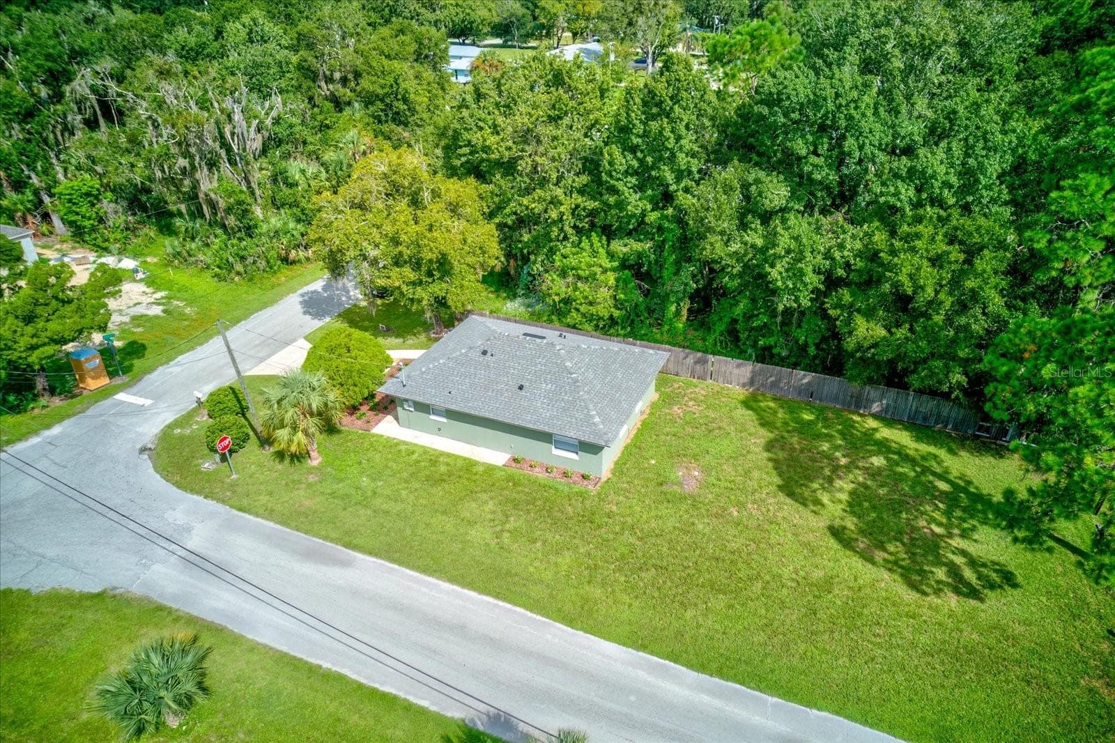 Single Family Residence at 219 CUMMINGS ST, OAK HILL, photo 7 of 35