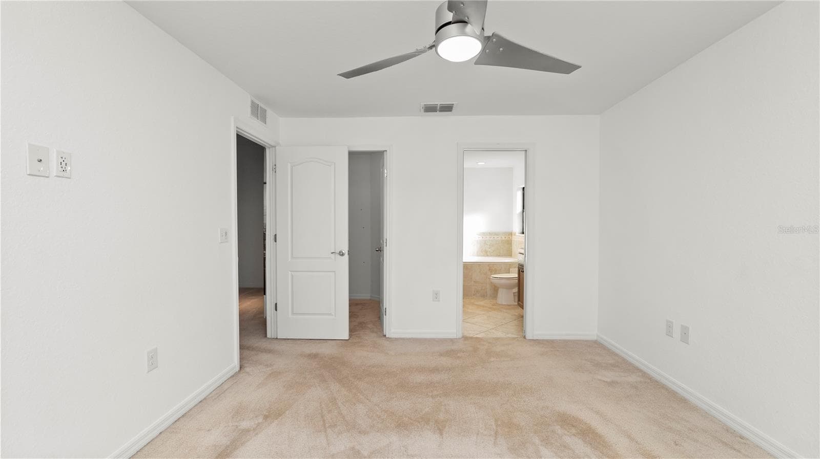 Single Family Residence at 524 CENTRAL RIDGE LN, FROSTPROOF, photo 17 of 65