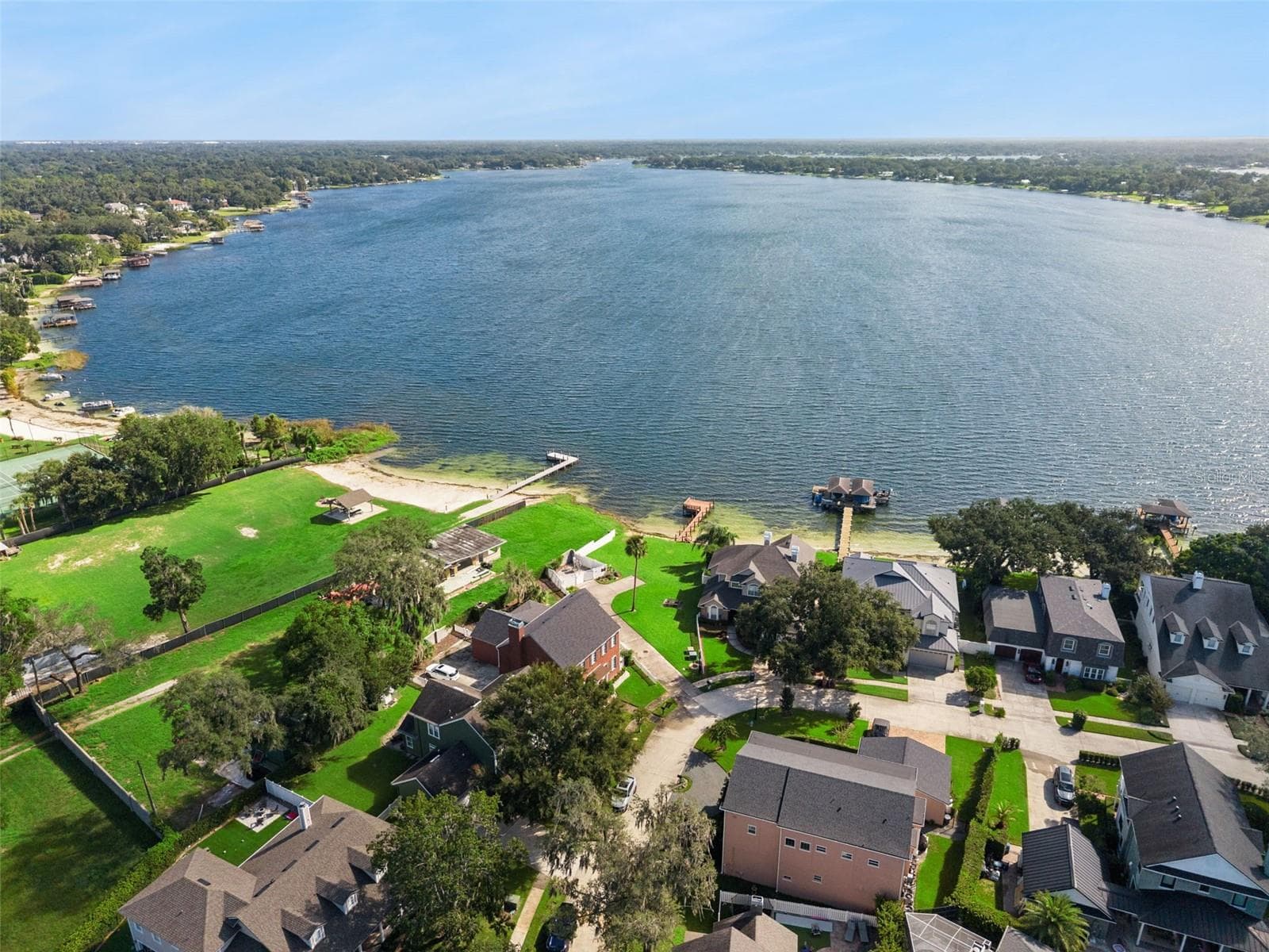 Single Family Residence at 637 LAKE HARBOR CIR, ORLANDO, photo 35 of 37