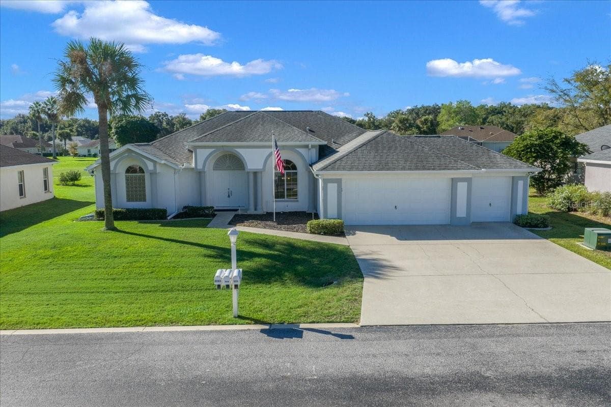 5374 NW 20TH PL
