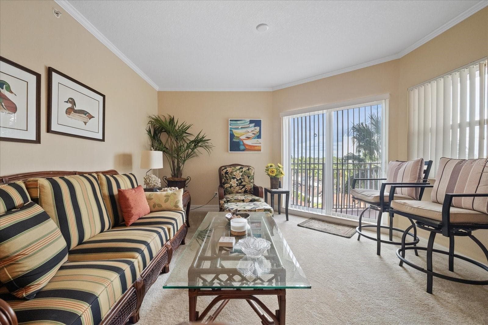 Open living room with views - 4516 SEAGULL DR #507, NEW PORT RICHEY