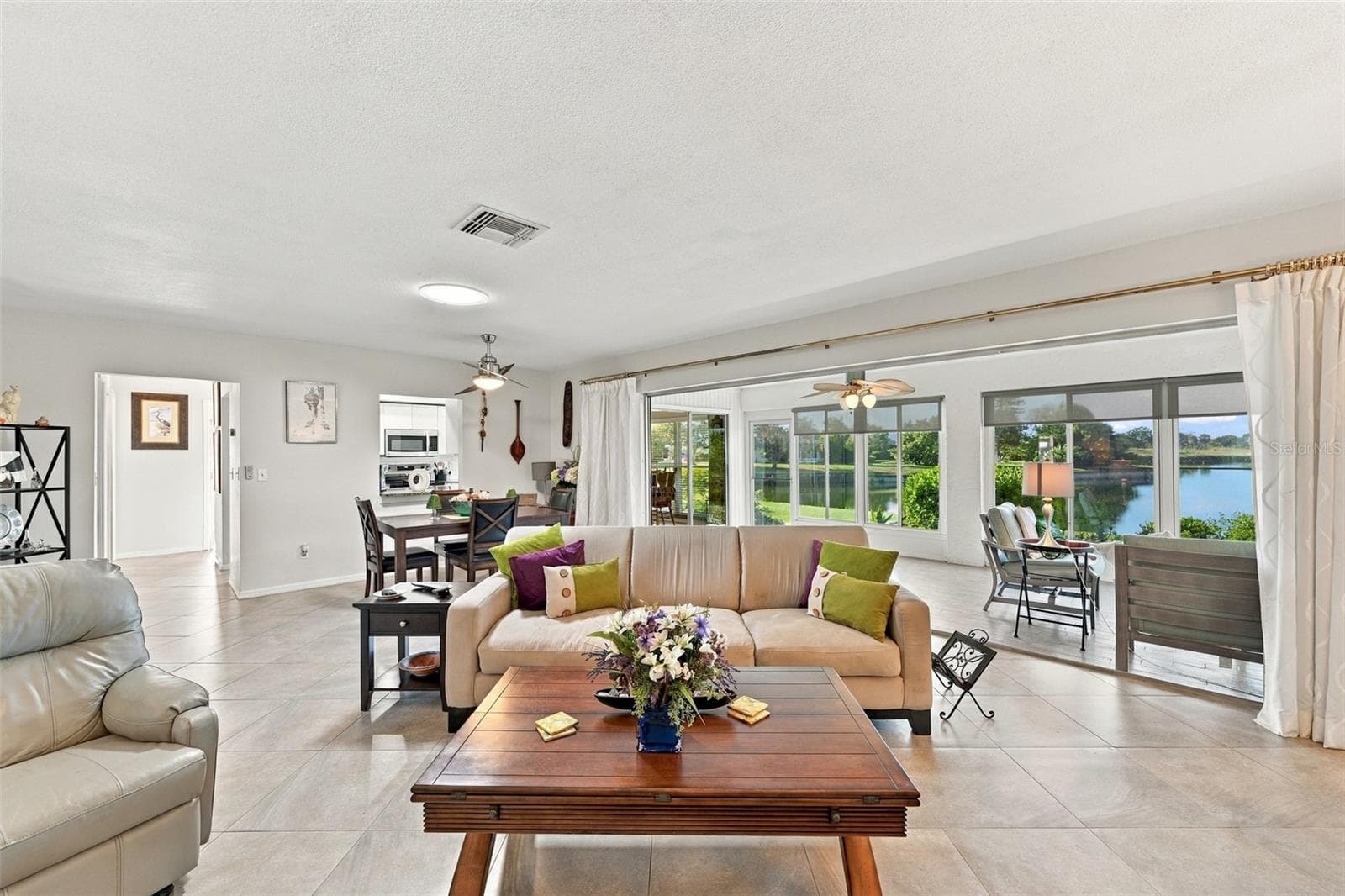 Exceptional view of nature and modern living! - 211 STONEHAM DR, SUN CITY CENTER