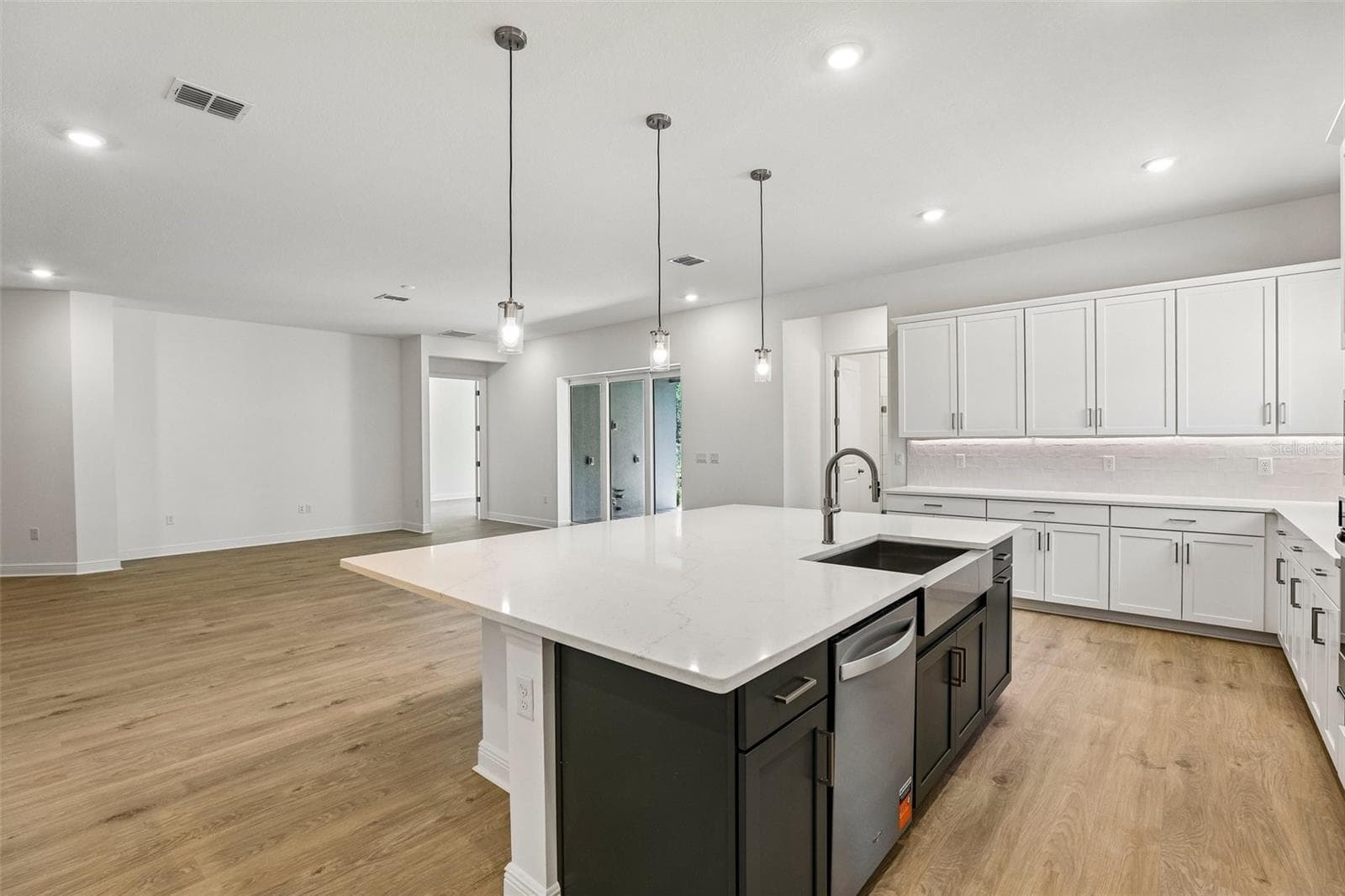 Single Family Residence at 14341 CREST PALM AVE, WINDERMERE, photo 16 of 48
