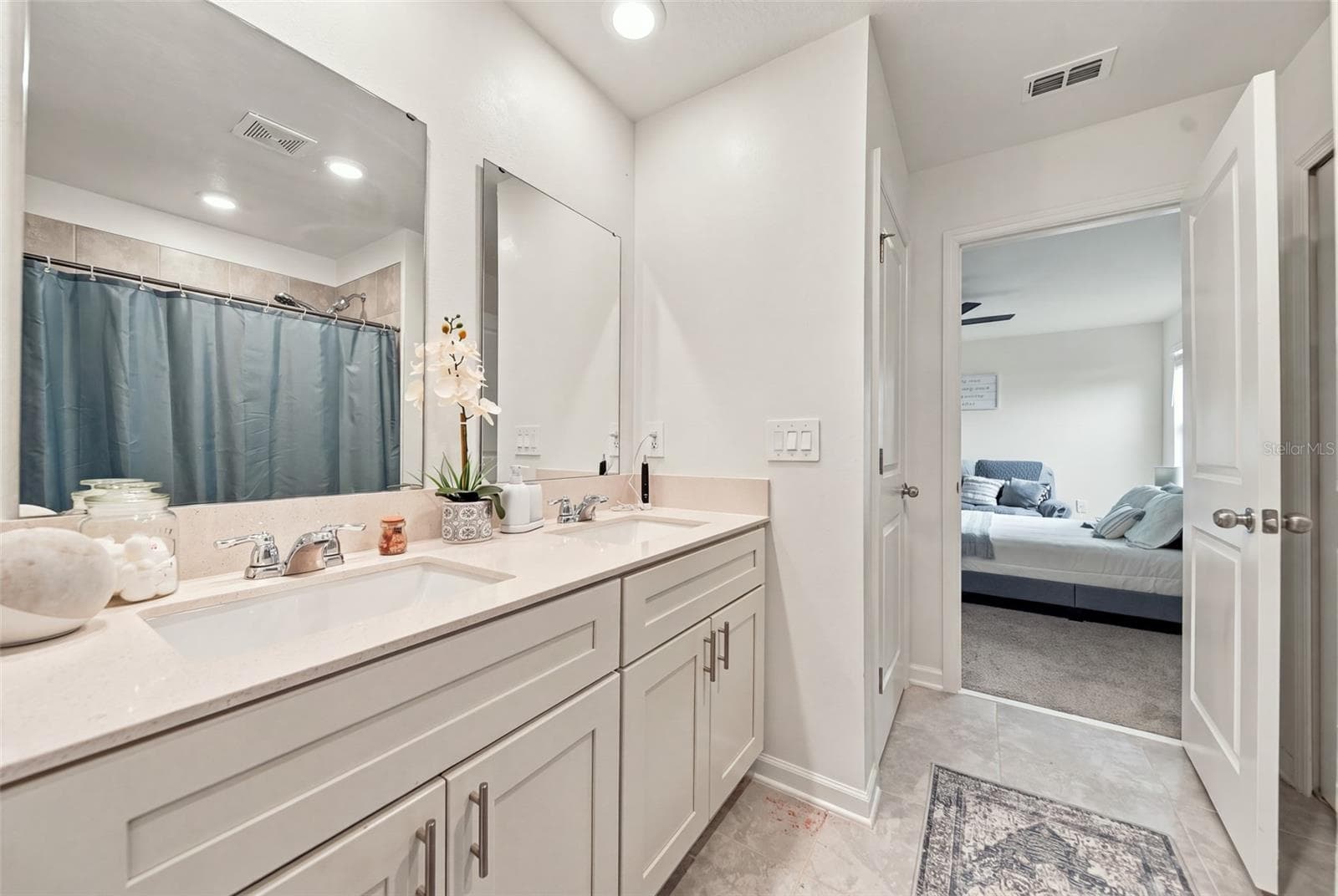Primary bathroom - 506 BELL PRAIRIE CIR, LAKE WALES