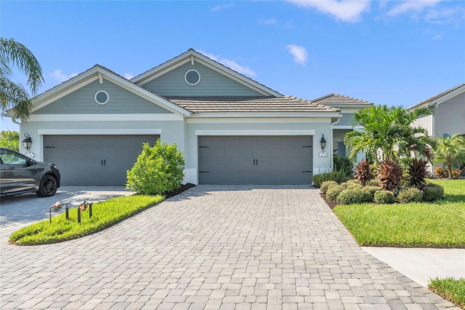 Villa at 12736 SEASONG TERRACE, LAKEWOOD RANCH, photo 3 of 39