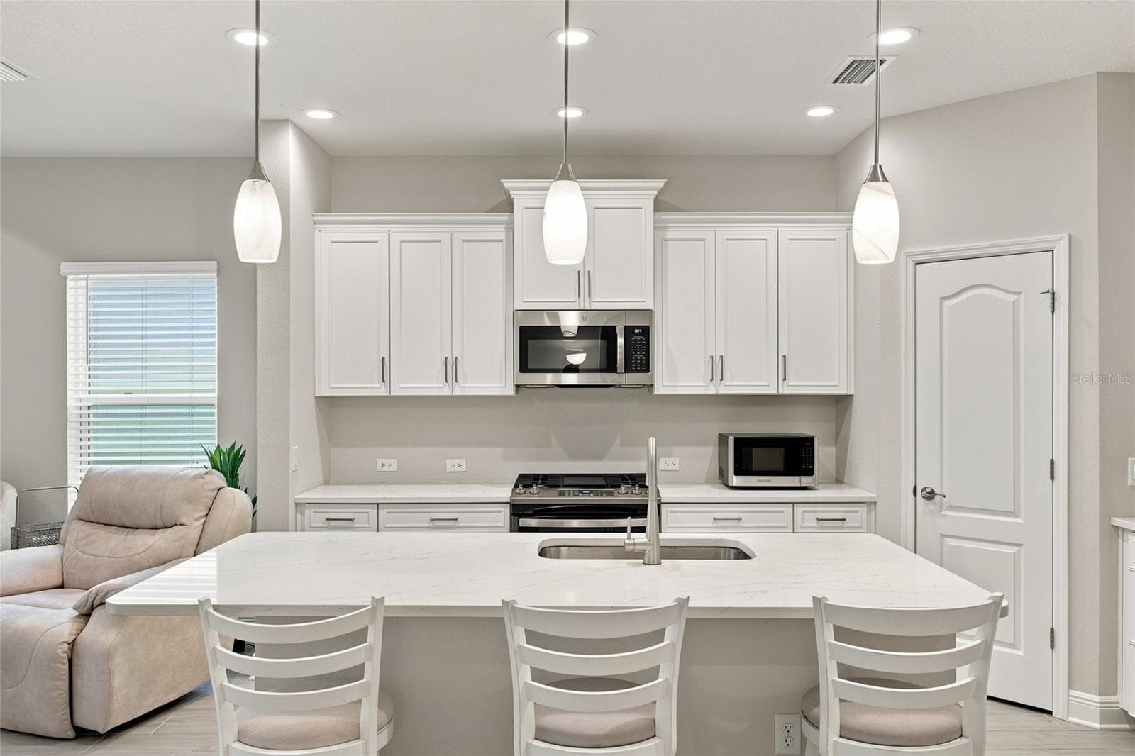 Villa at 12736 SEASONG TERRACE, LAKEWOOD RANCH, photo 14 of 39
