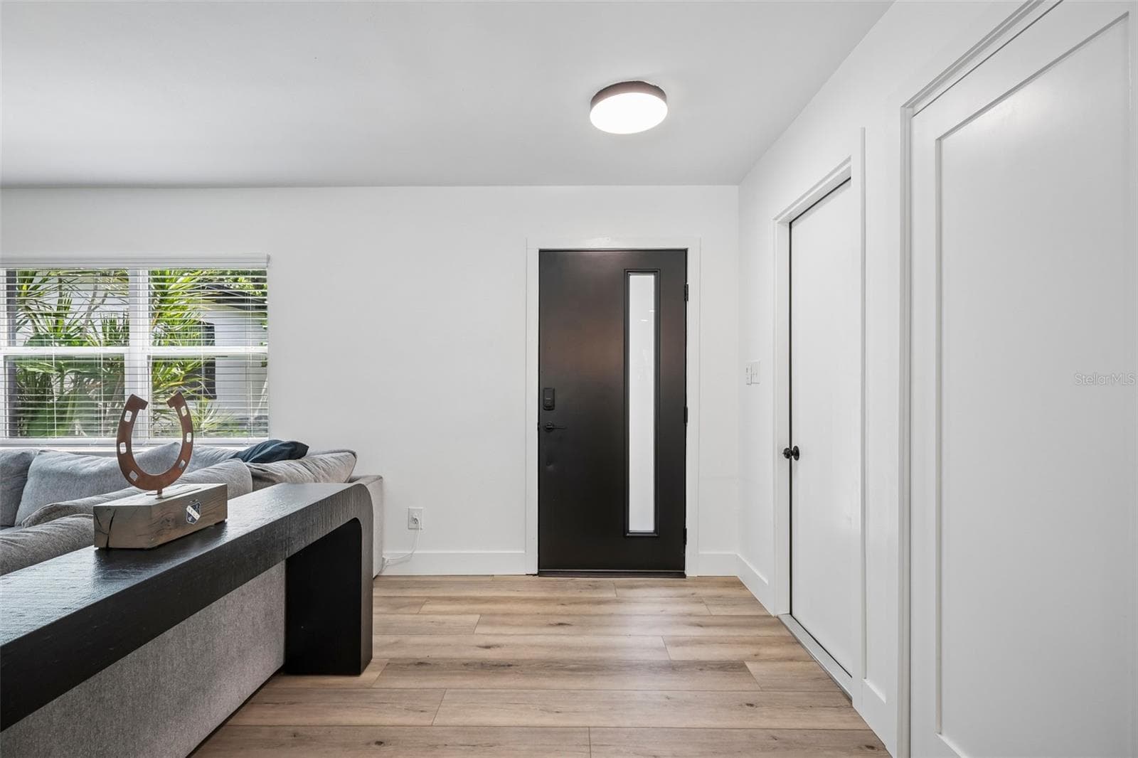 Single Family Residence at 4600 BAYSHORE BLVD NE, ST PETERSBURG, photo 5 of 53