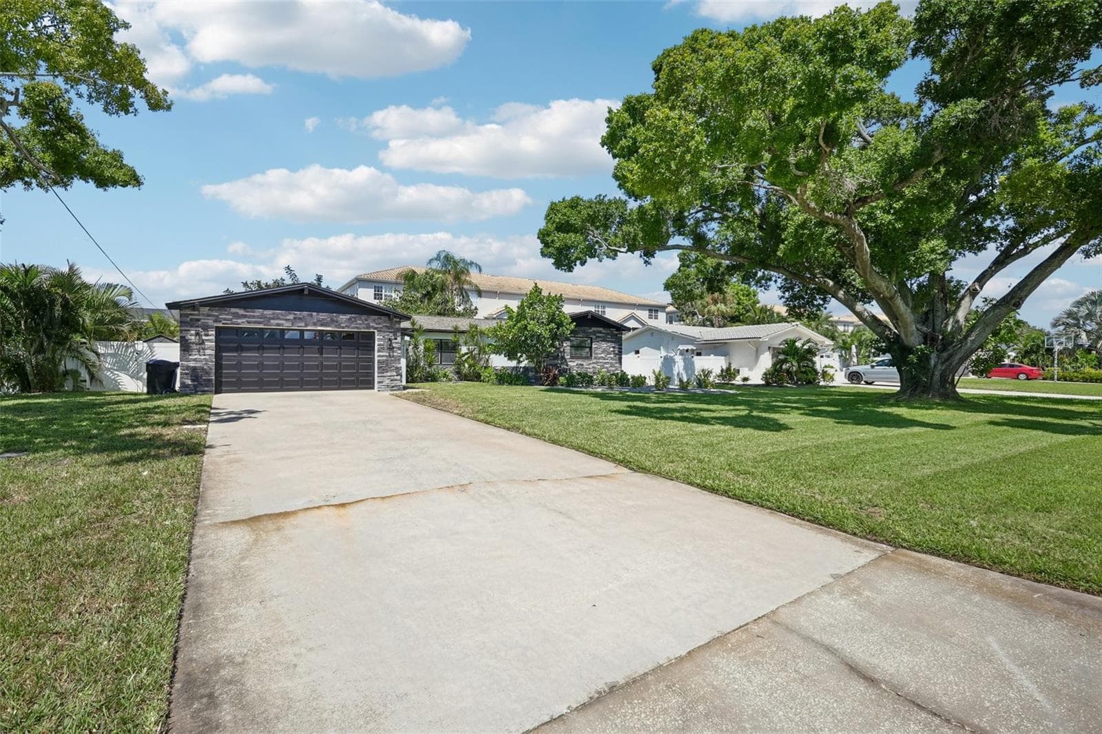 Single Family Residence at 4600 BAYSHORE BLVD NE, ST PETERSBURG, photo 52 of 53