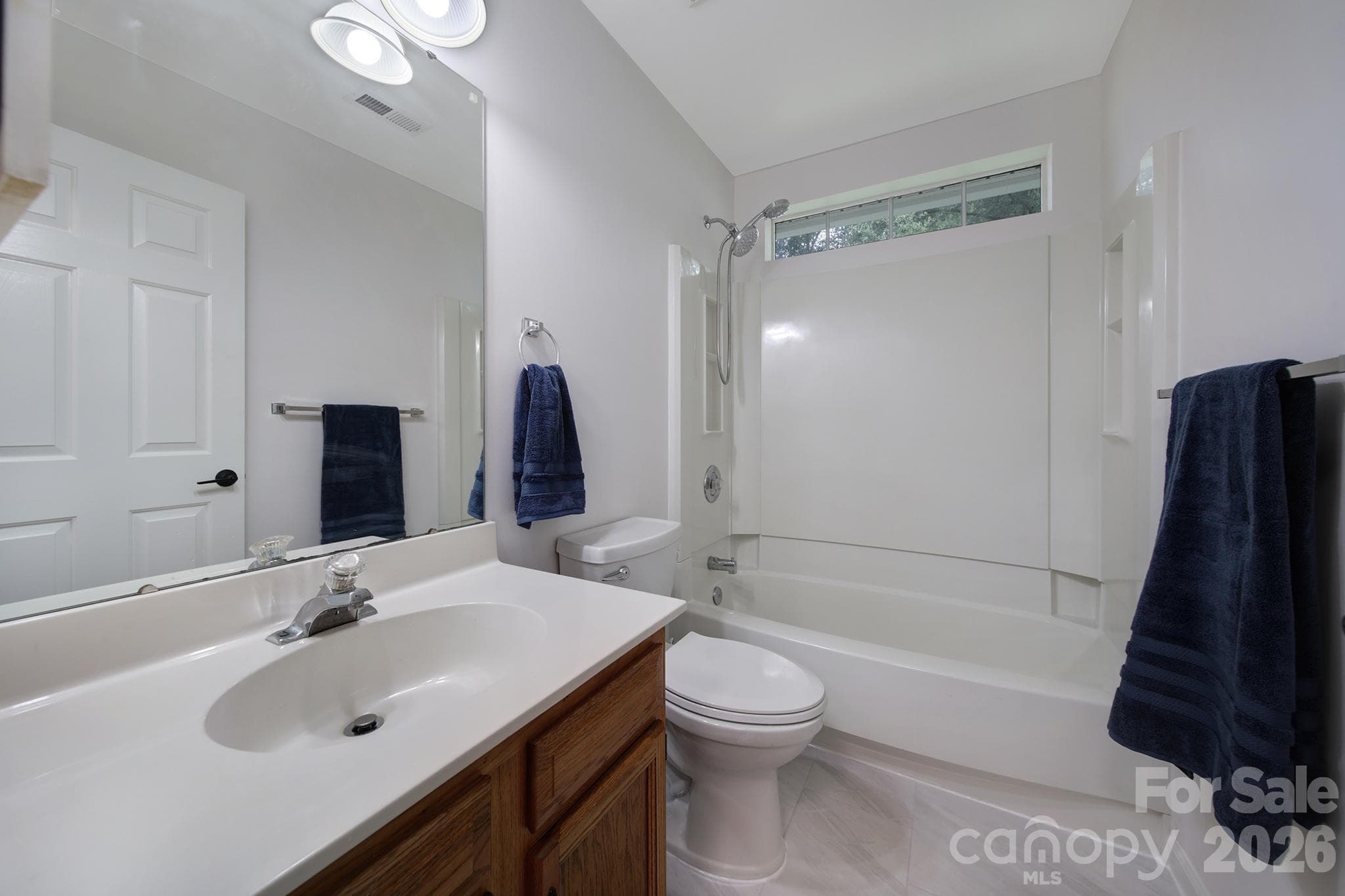 Single Family Residence at 1383 Saint Katherines Way, Rock Hill, photo 23 of 44
