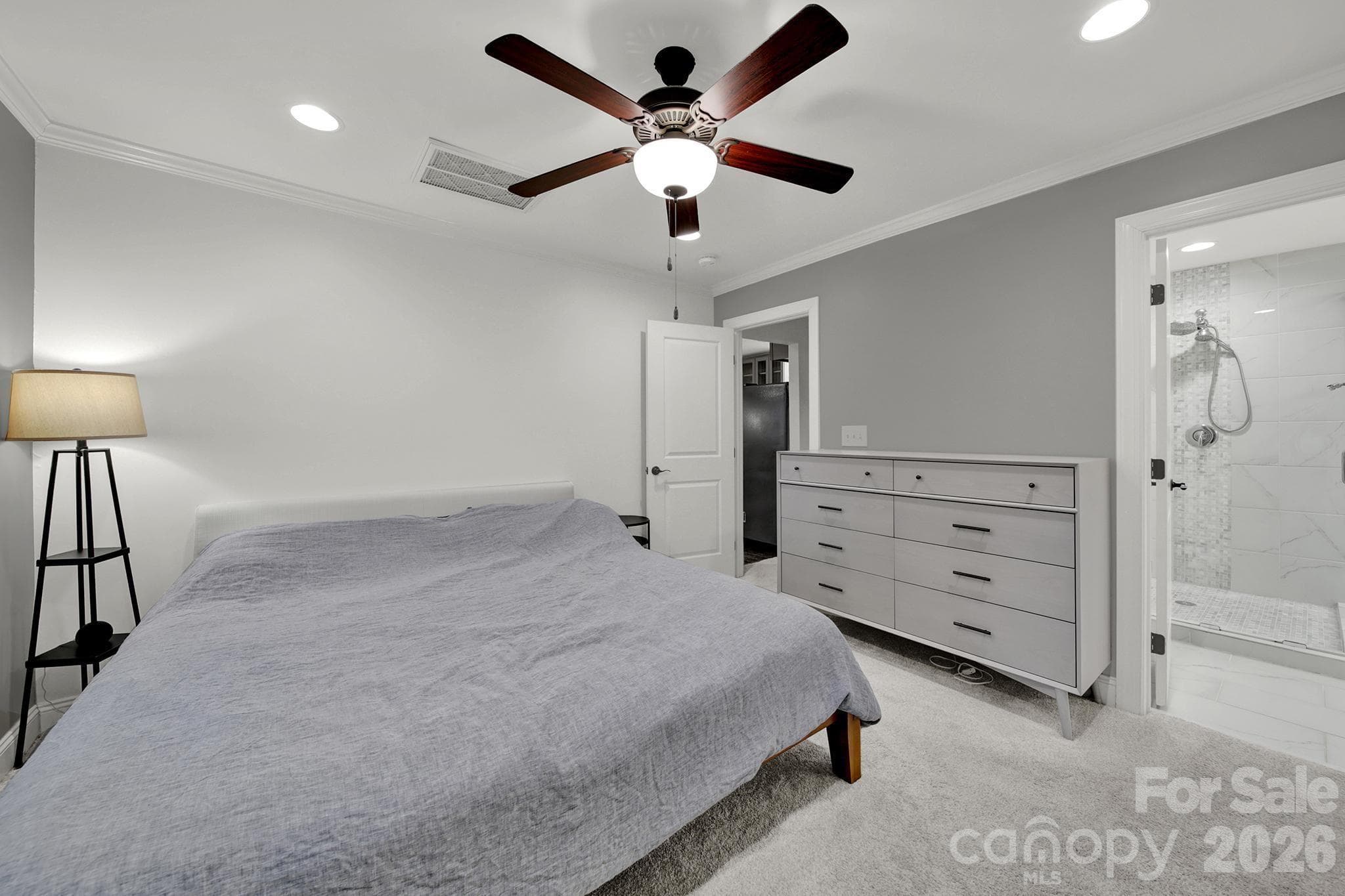 Single Family Residence at 835 Everett Place, Charlotte, photo 12 of 30