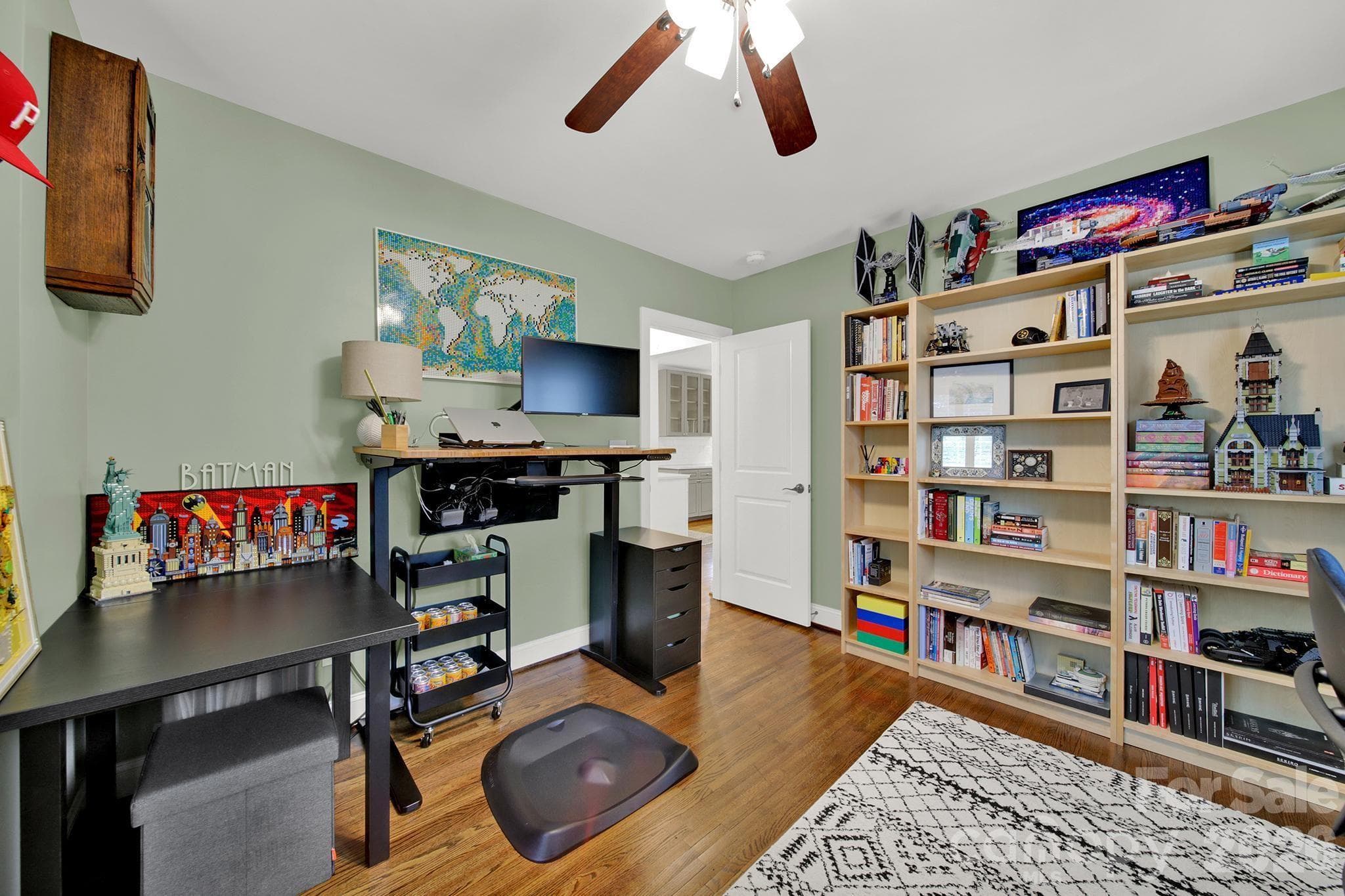 Single Family Residence at 835 Everett Place, Charlotte, photo 17 of 30