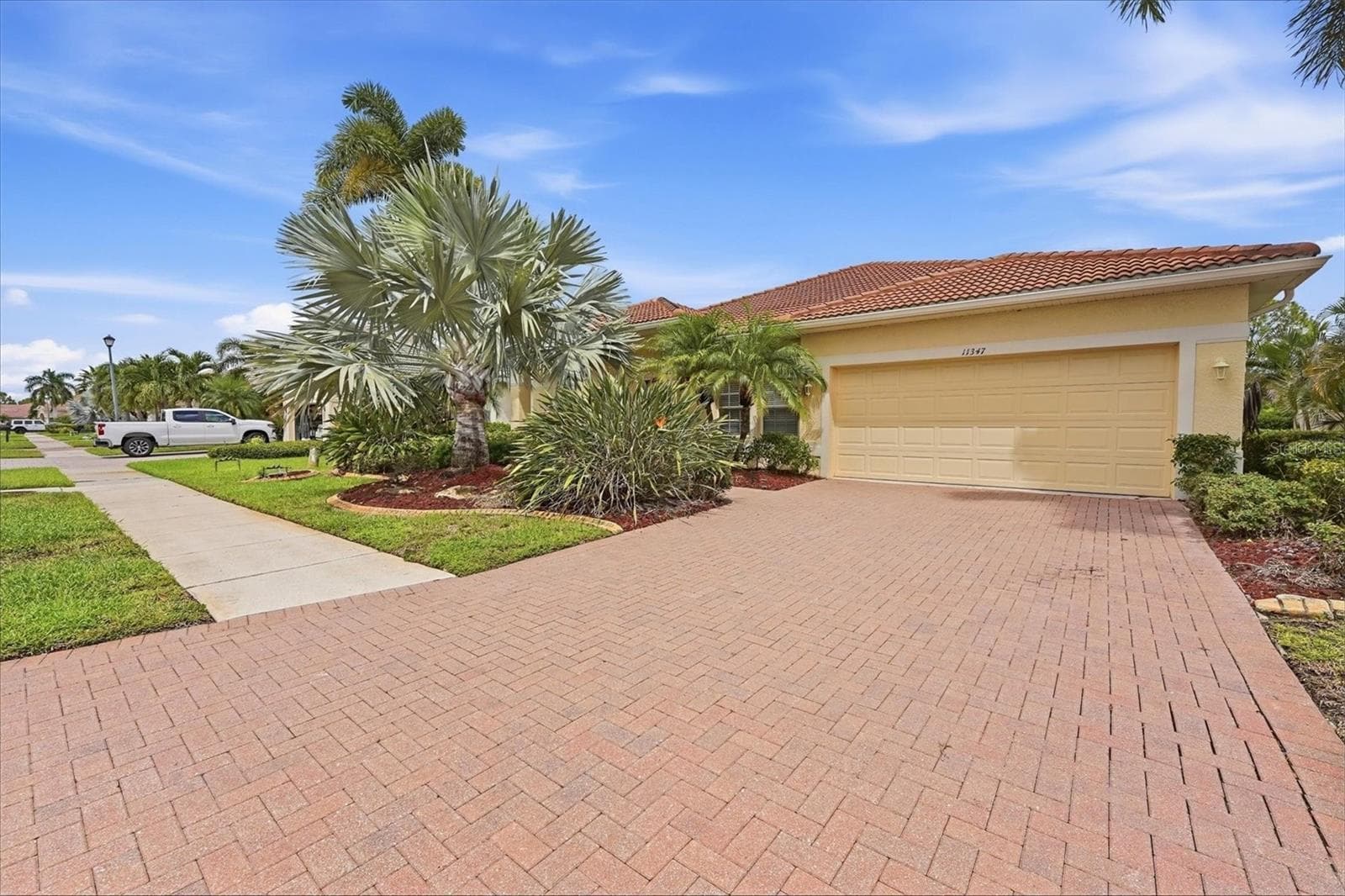 Front - 11347 DANCING RIVER DR, VENICE