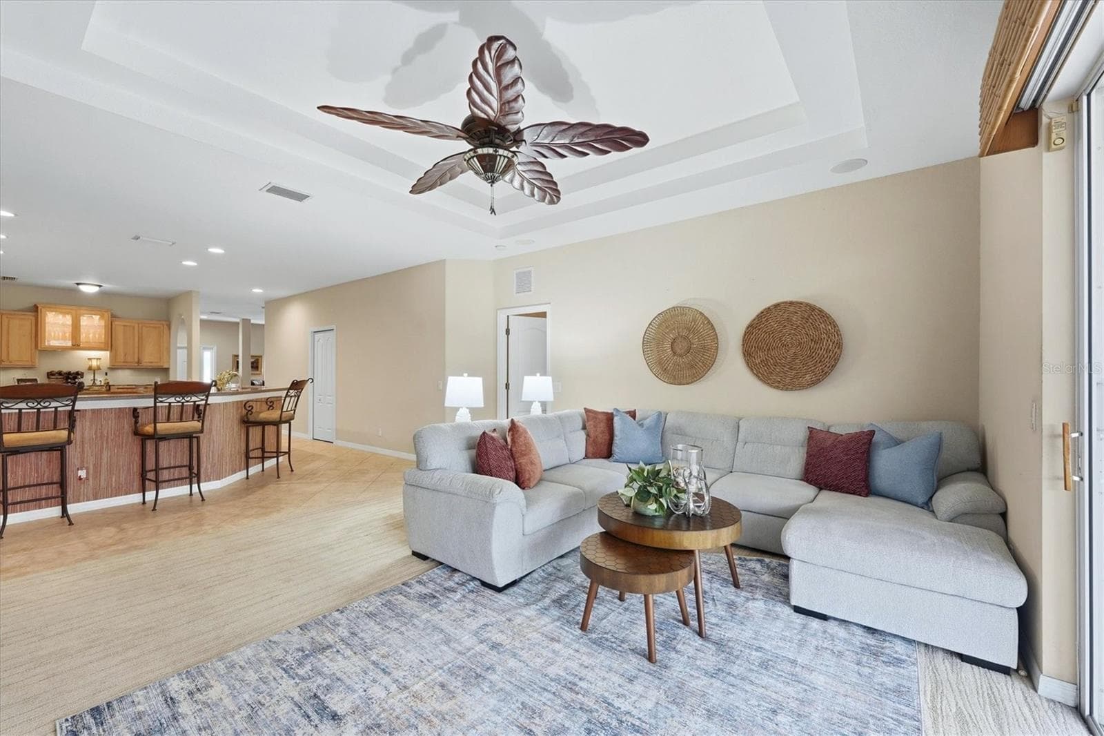 Living Room - 11347 DANCING RIVER DR, VENICE