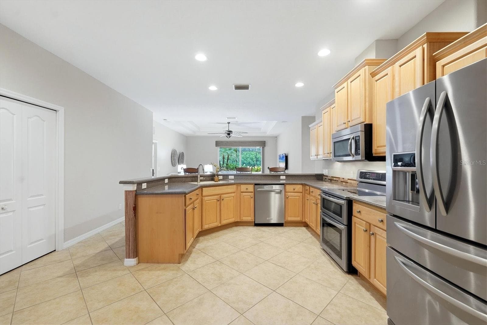 Kitchen - 11347 DANCING RIVER DR, VENICE