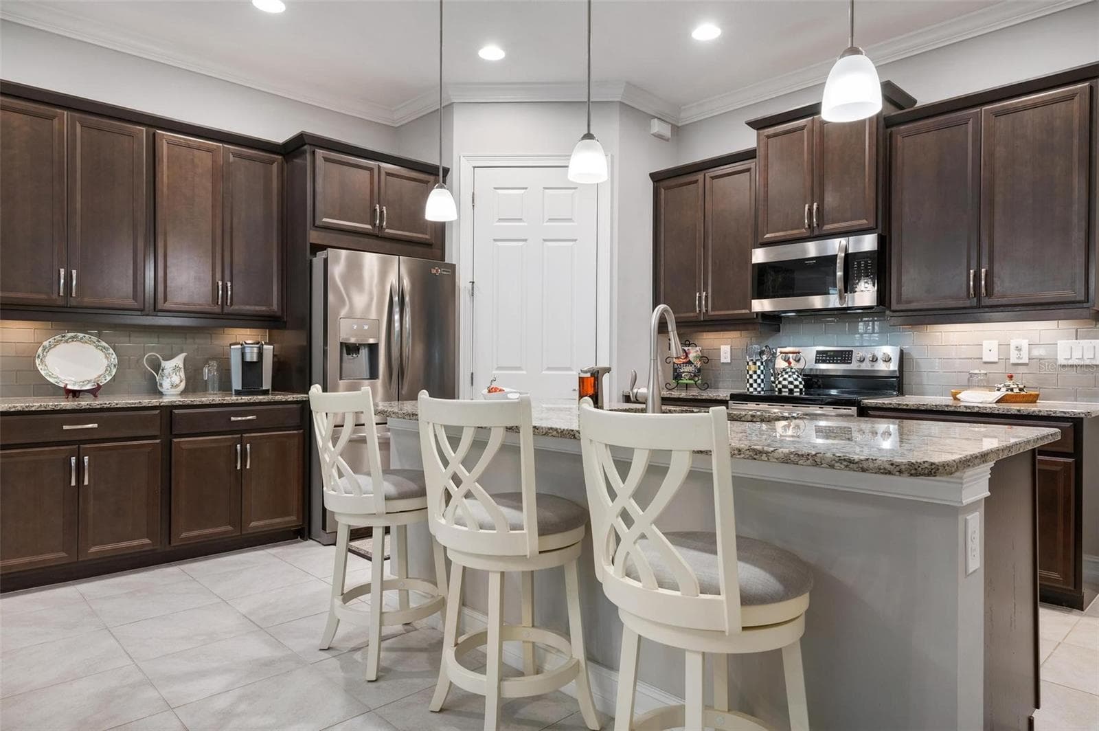Single Family Residence at 135 PESCADOR PL, NORTH VENICE, photo 14 of 58
