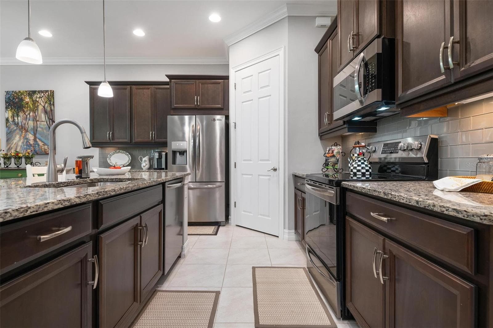 Single Family Residence at 135 PESCADOR PL, NORTH VENICE, photo 15 of 58