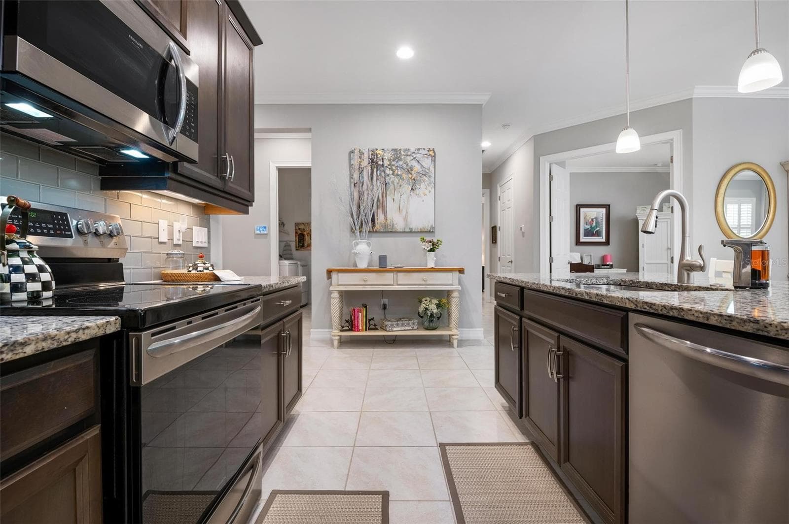 Single Family Residence at 135 PESCADOR PL, NORTH VENICE, photo 16 of 58