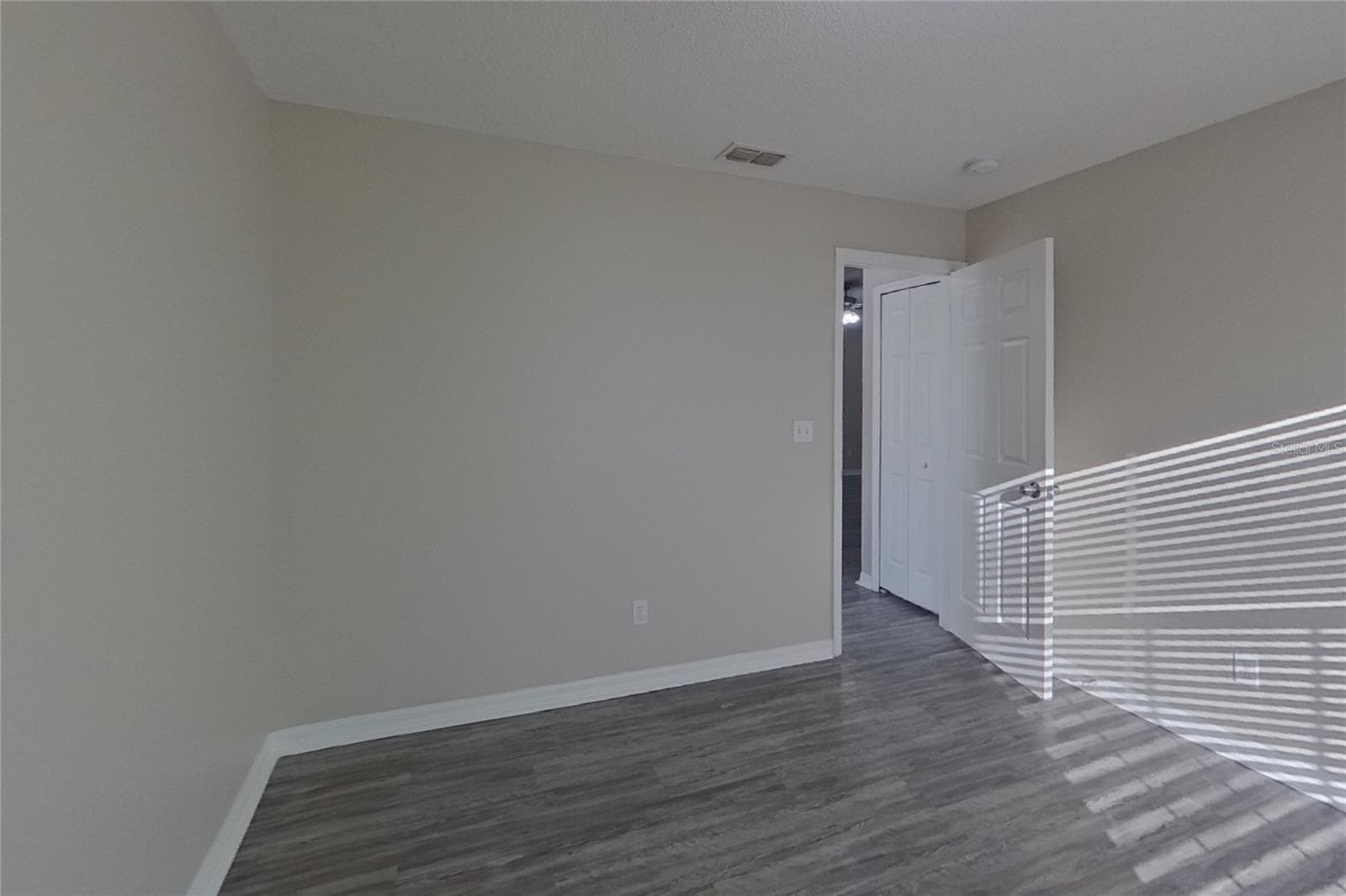 Single Family Residence at CLERMONT, photo 11 of 16