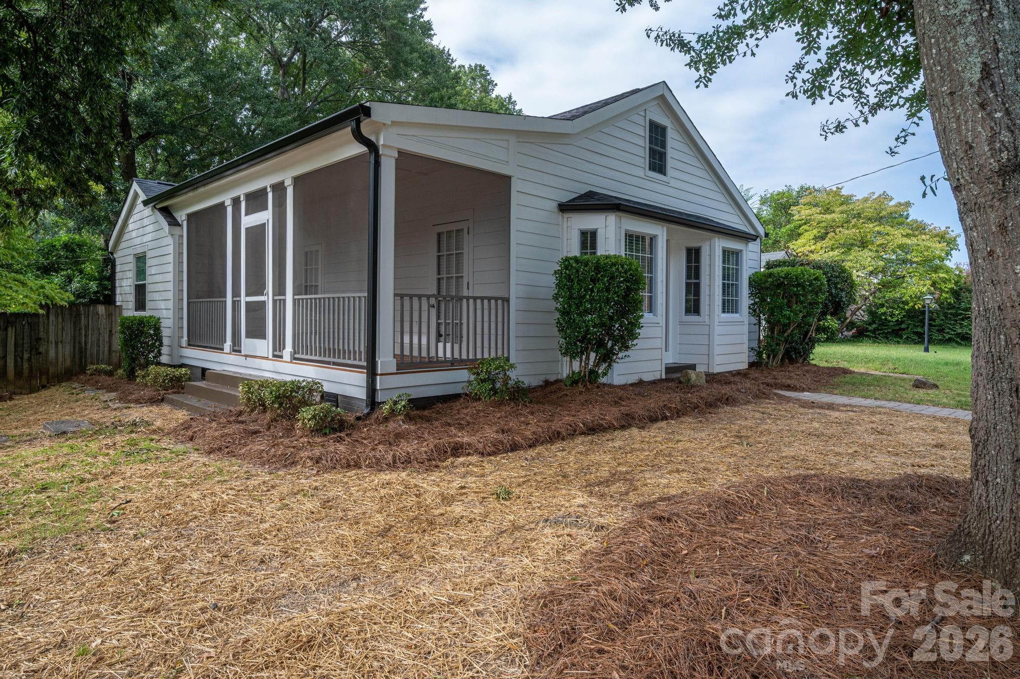 Single Family Residence at 501 W Sixth Avenue, Gastonia, photo 18 of 24