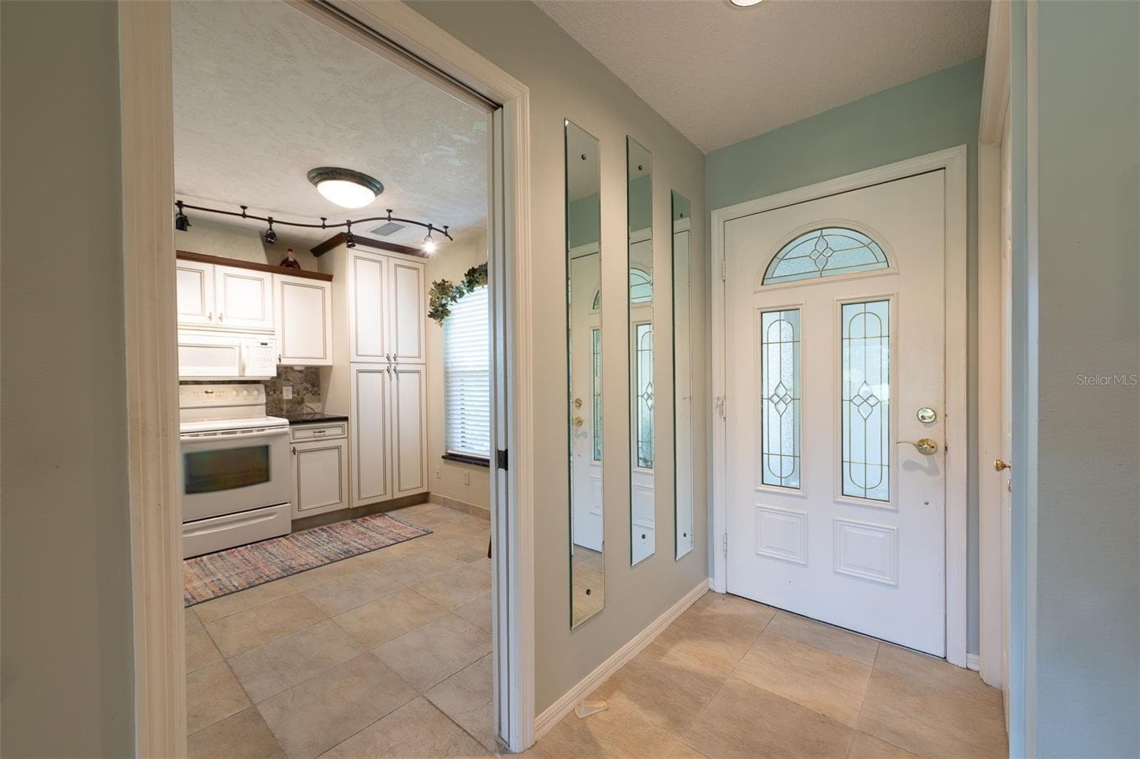 Villa at 11409 SW COURTNEY DR, LAKE SUZY, photo 6 of 42