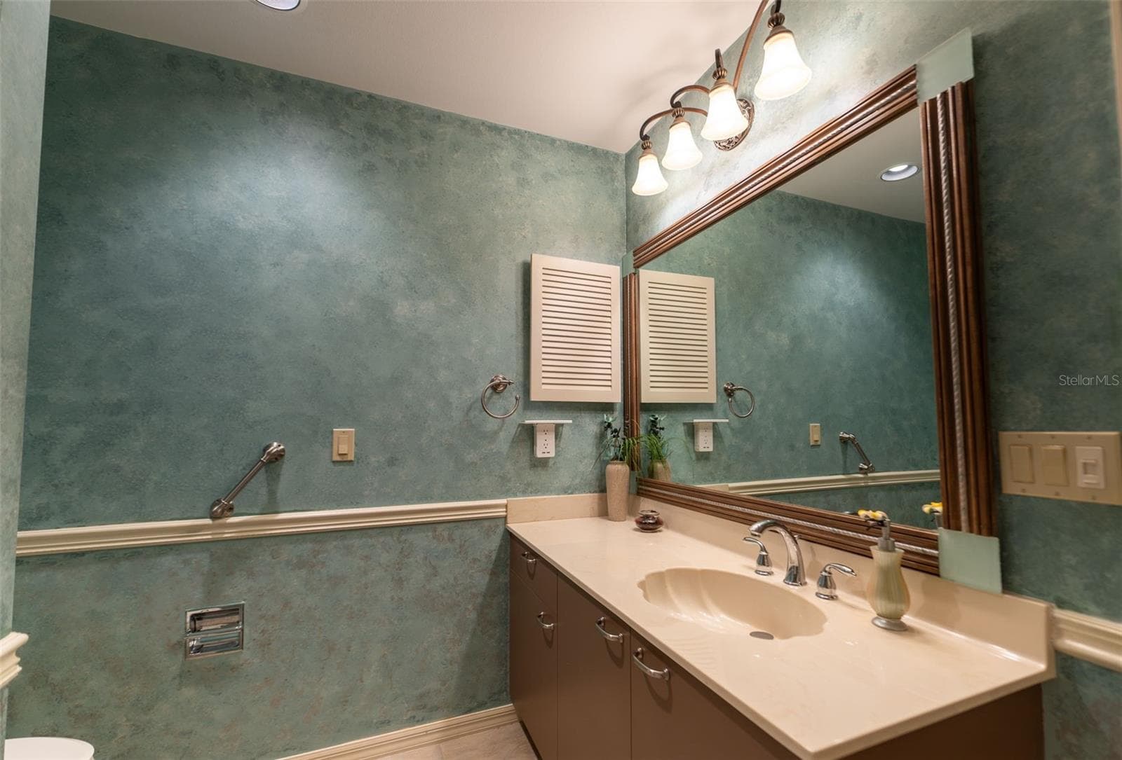 Villa at 11409 SW COURTNEY DR, LAKE SUZY, photo 22 of 42