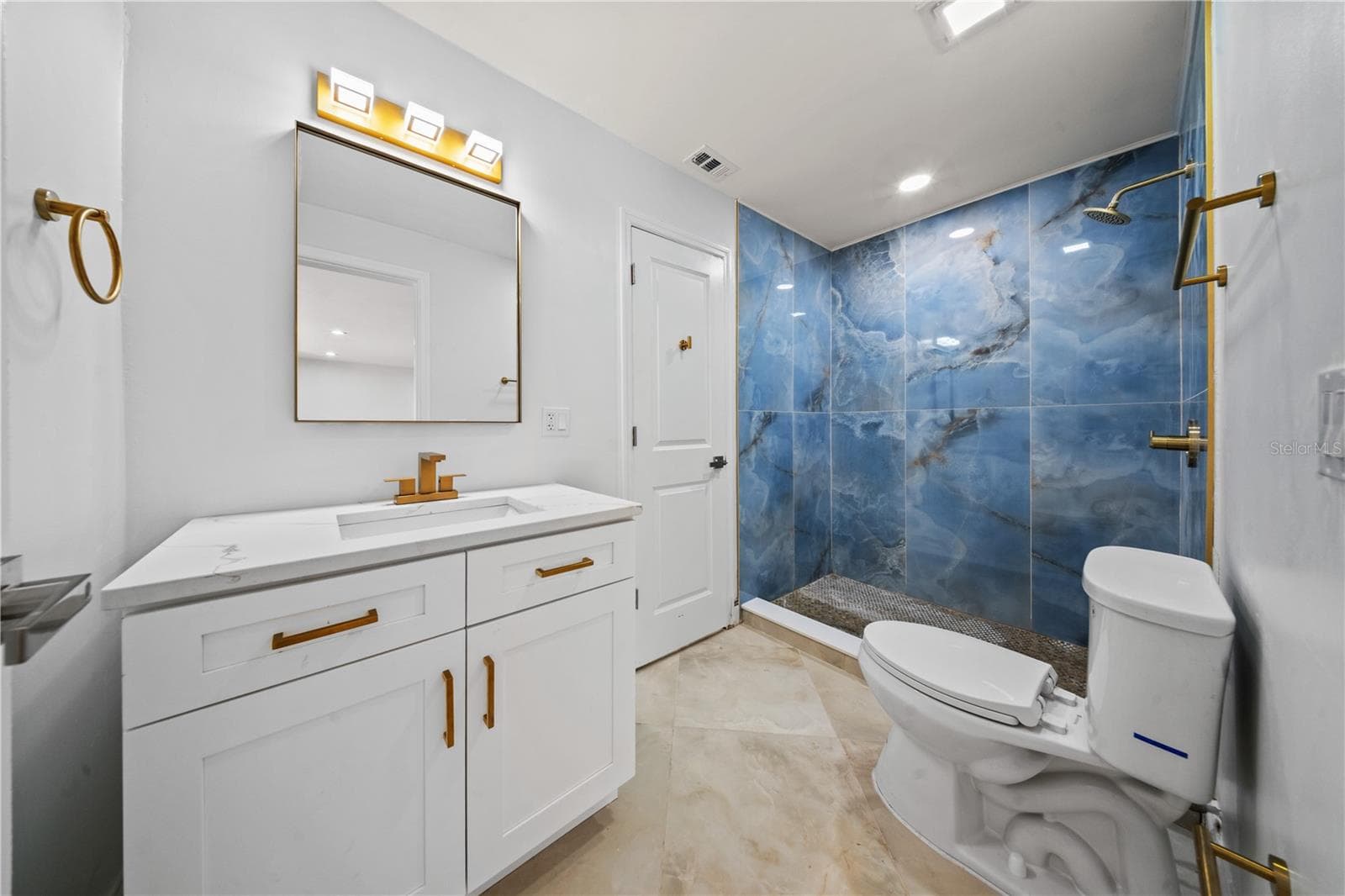 Single Family Residence at 1711 PATLIN CIR S, LARGO, photo 17 of 27