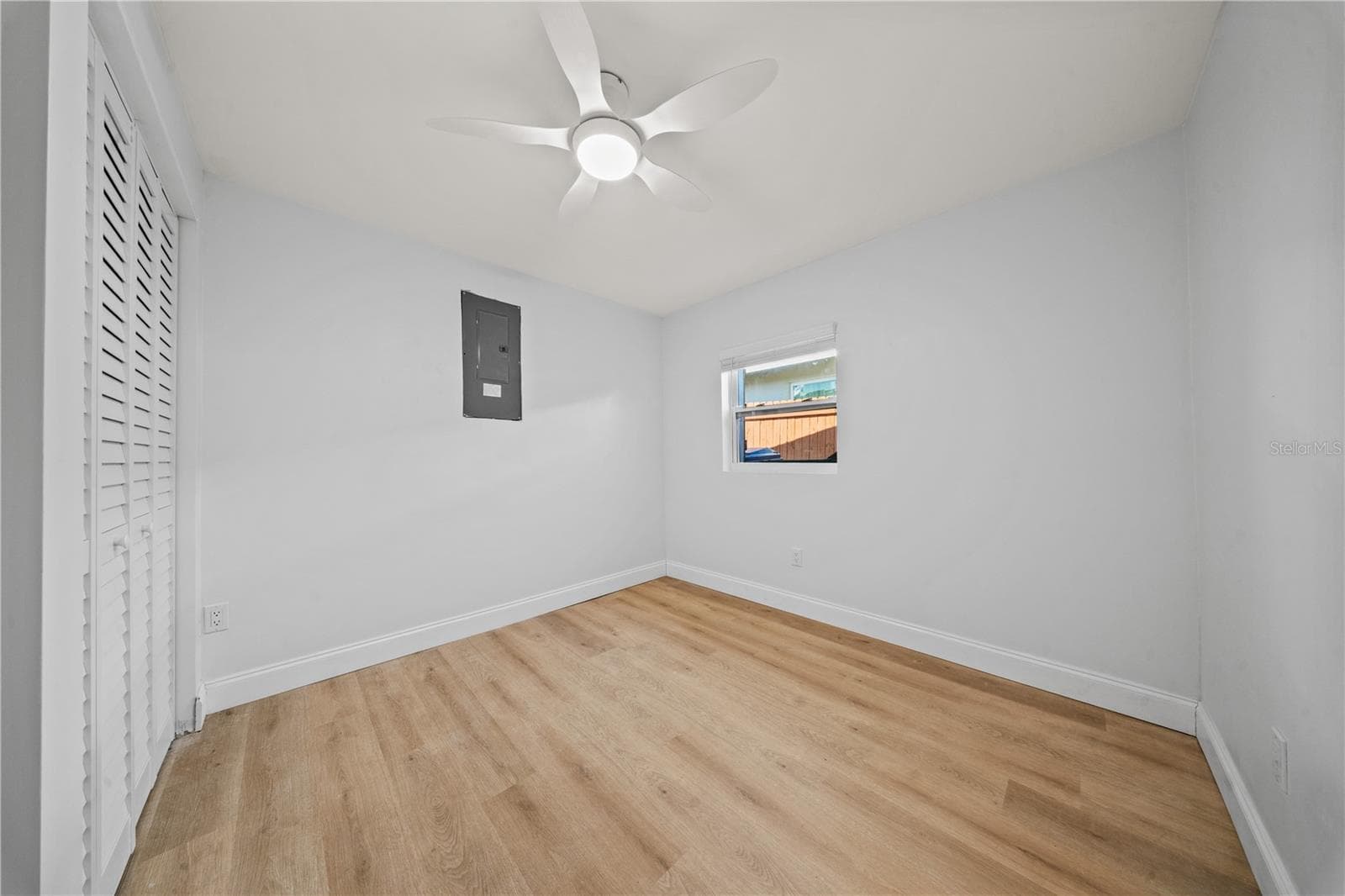 Single Family Residence at 1711 PATLIN CIR S, LARGO, photo 19 of 27