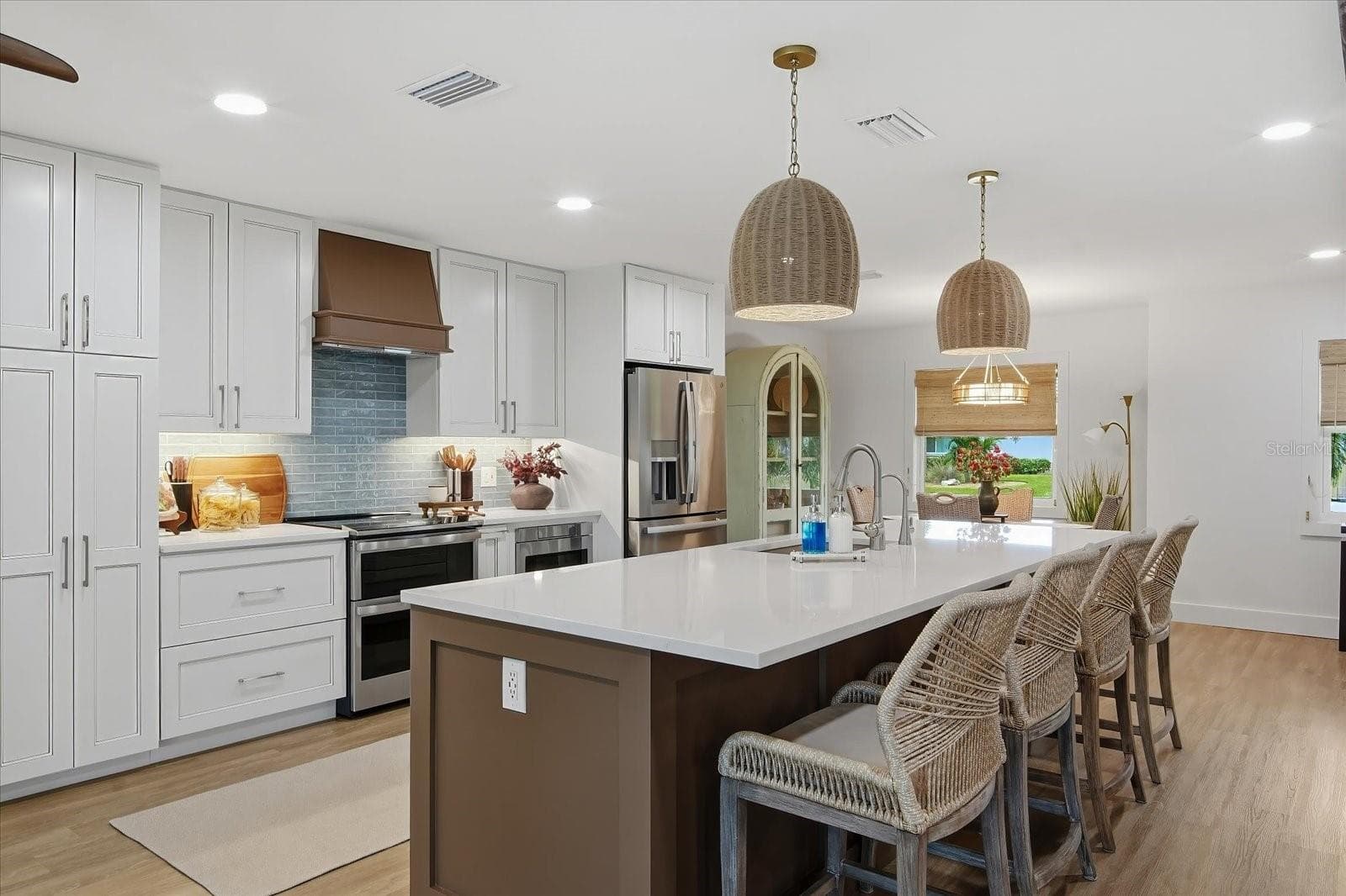 Single Family Residence at 4511 BIMINI DR, BRADENTON, photo 13 of 39