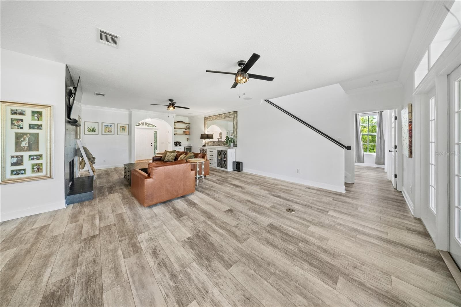 Single Family Residence at 1456 N JASMINE AVE, TARPON SPRINGS, photo 6 of 56