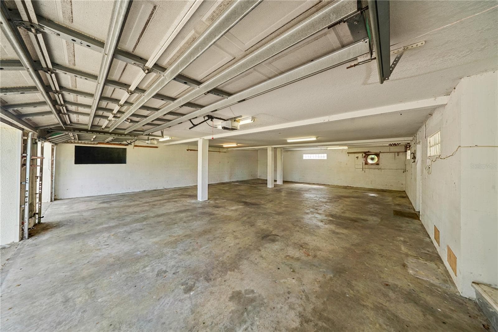 Single Family Residence at 1456 N JASMINE AVE, TARPON SPRINGS, photo 51 of 56