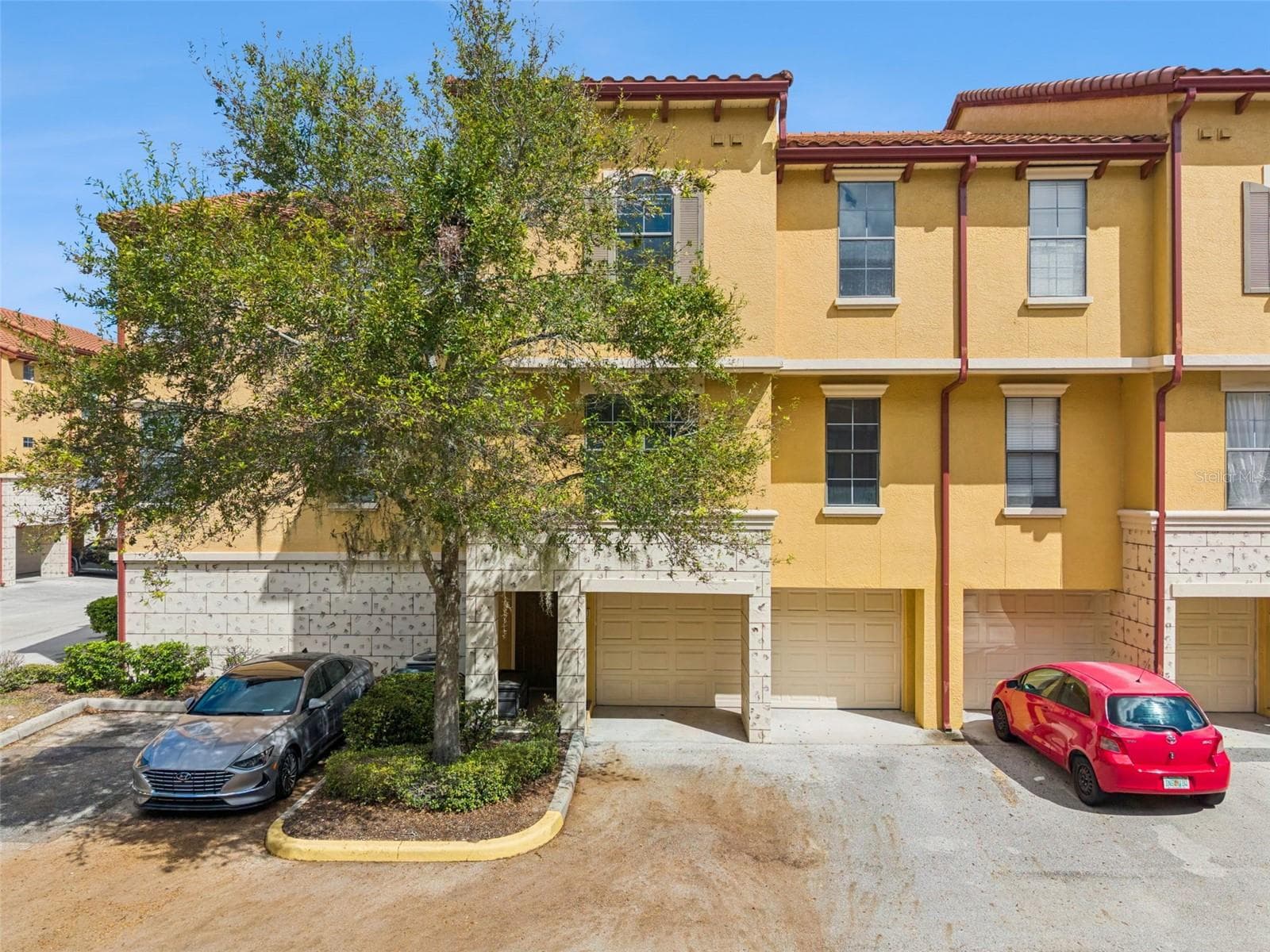6123 METROWEST BLVD #101