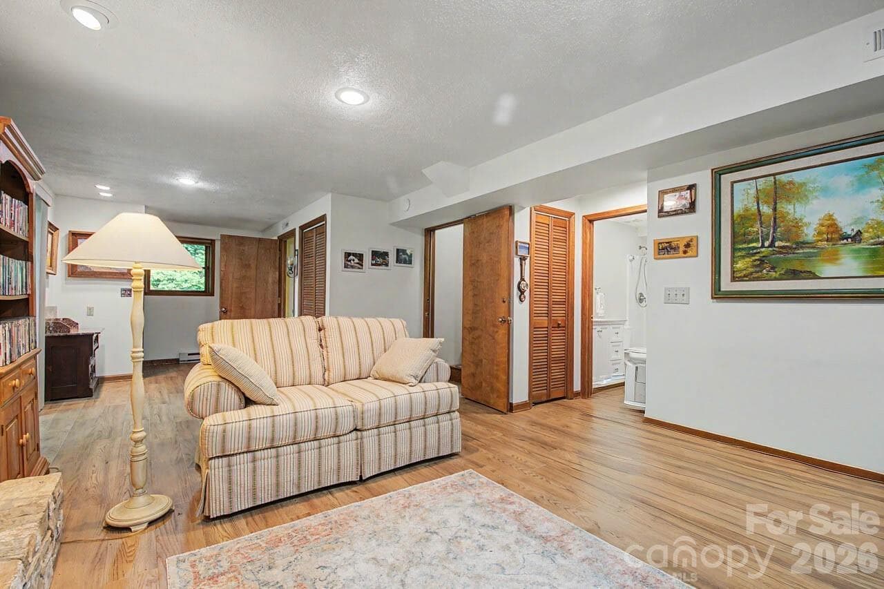 Single Family Residence at Horse Shoe, photo 39 of 52