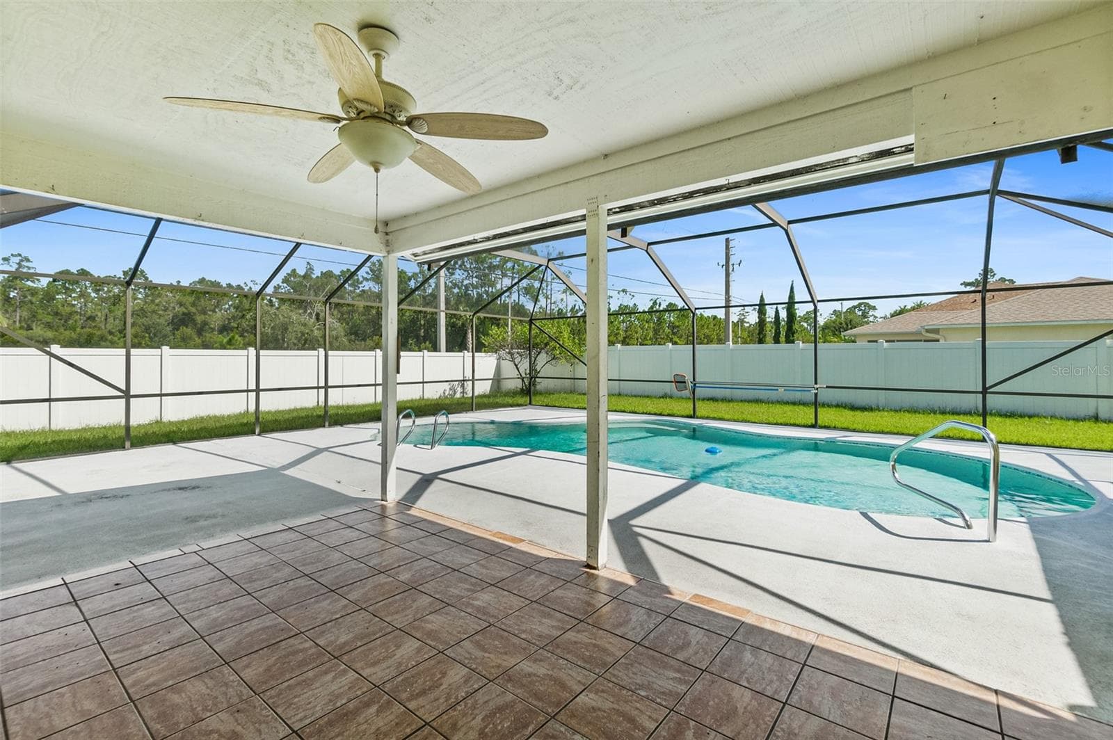 Single Family Residence at 38 E DIAMOND DR, PALM COAST, photo 42 of 53