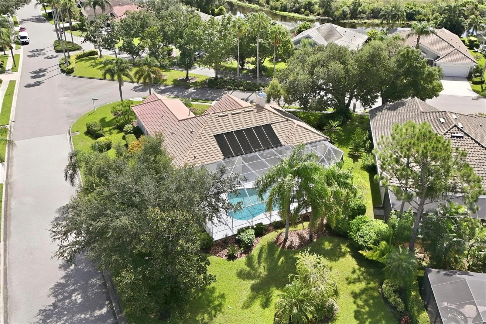 Single Family Residence at 8404 MISTY MORNING CT, LAKEWOOD RANCH, photo 46 of 60